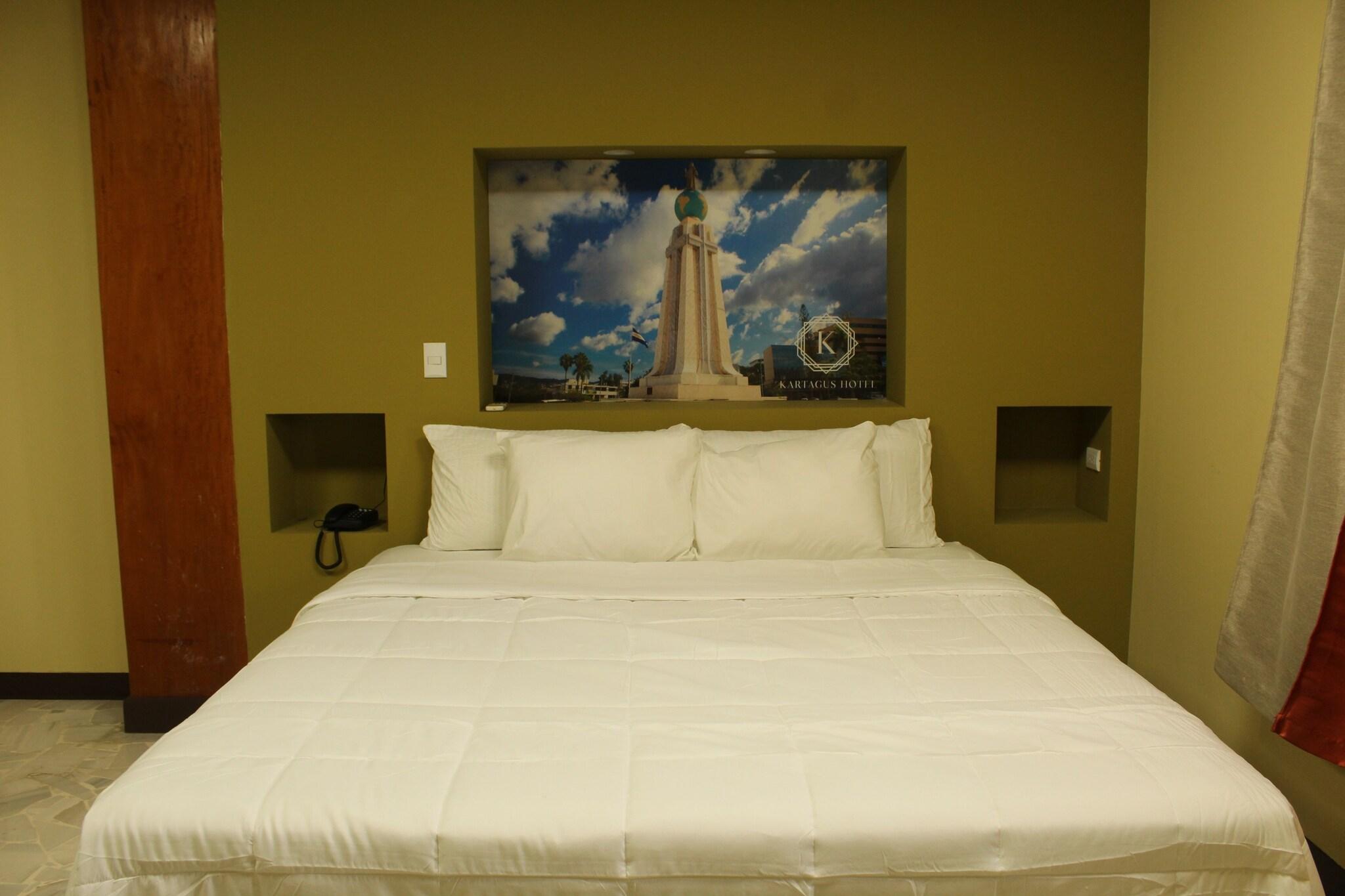 Double Deluxe King Bed