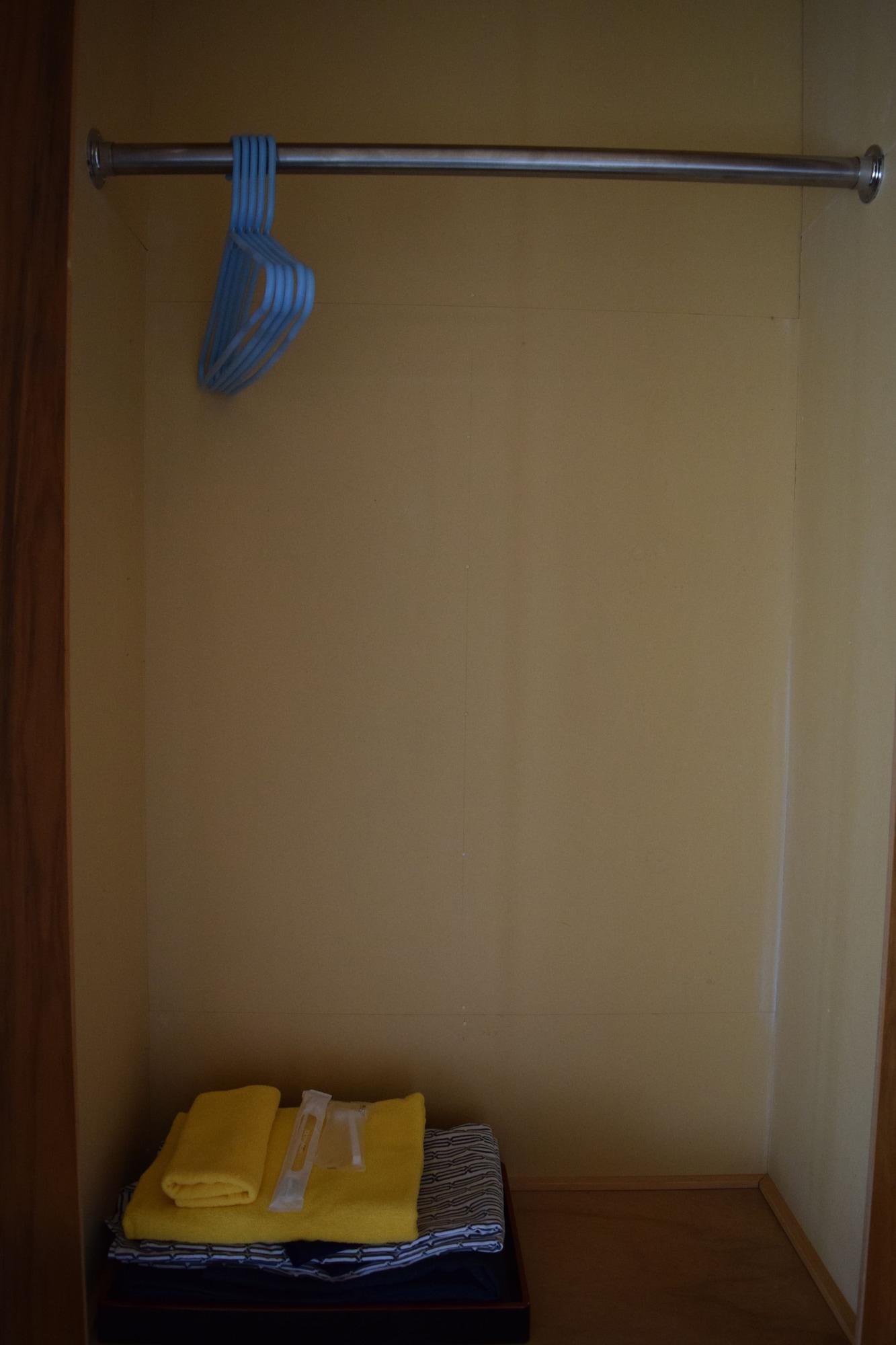 Triple with Shared Bathroom