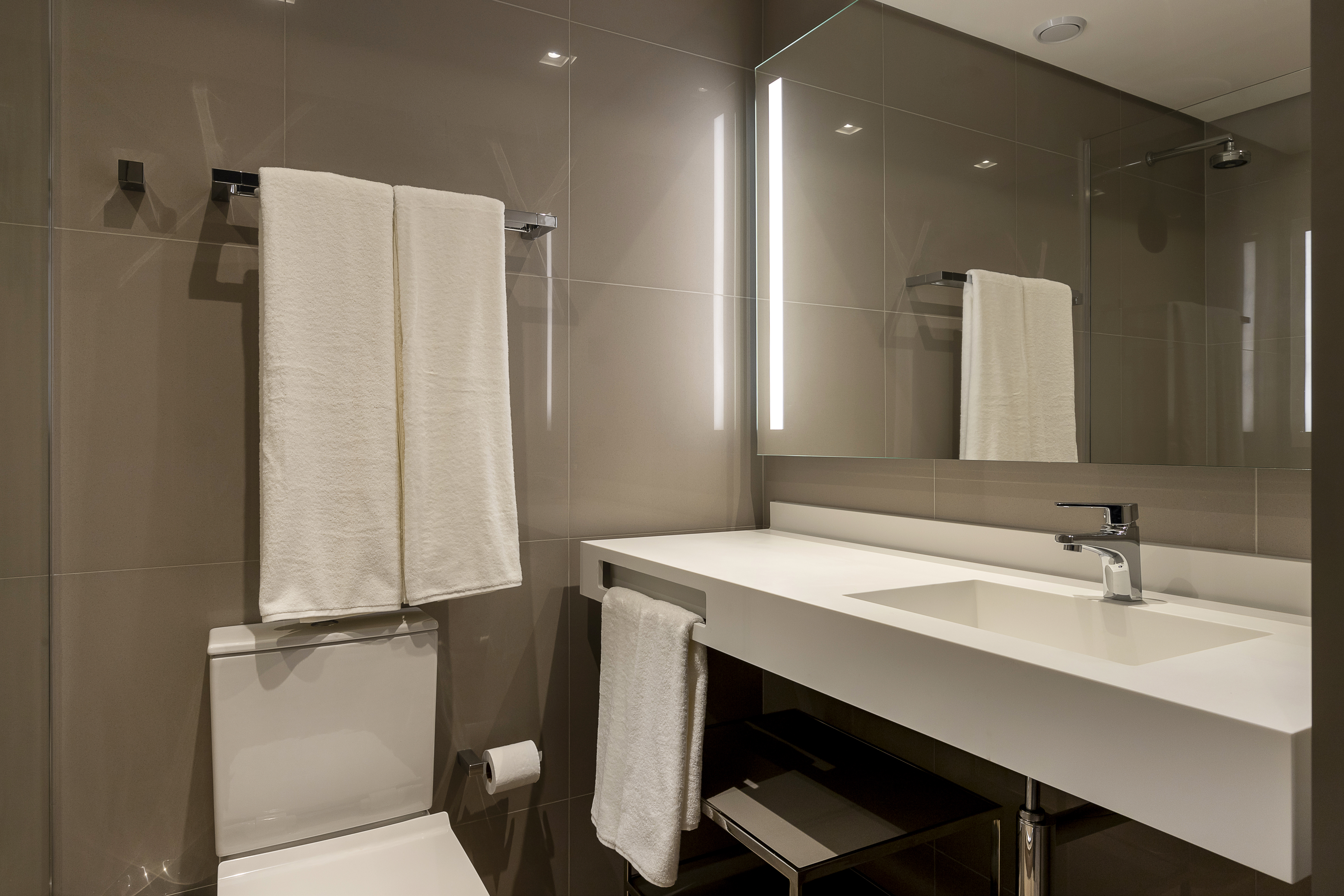 Double Superior King Bed