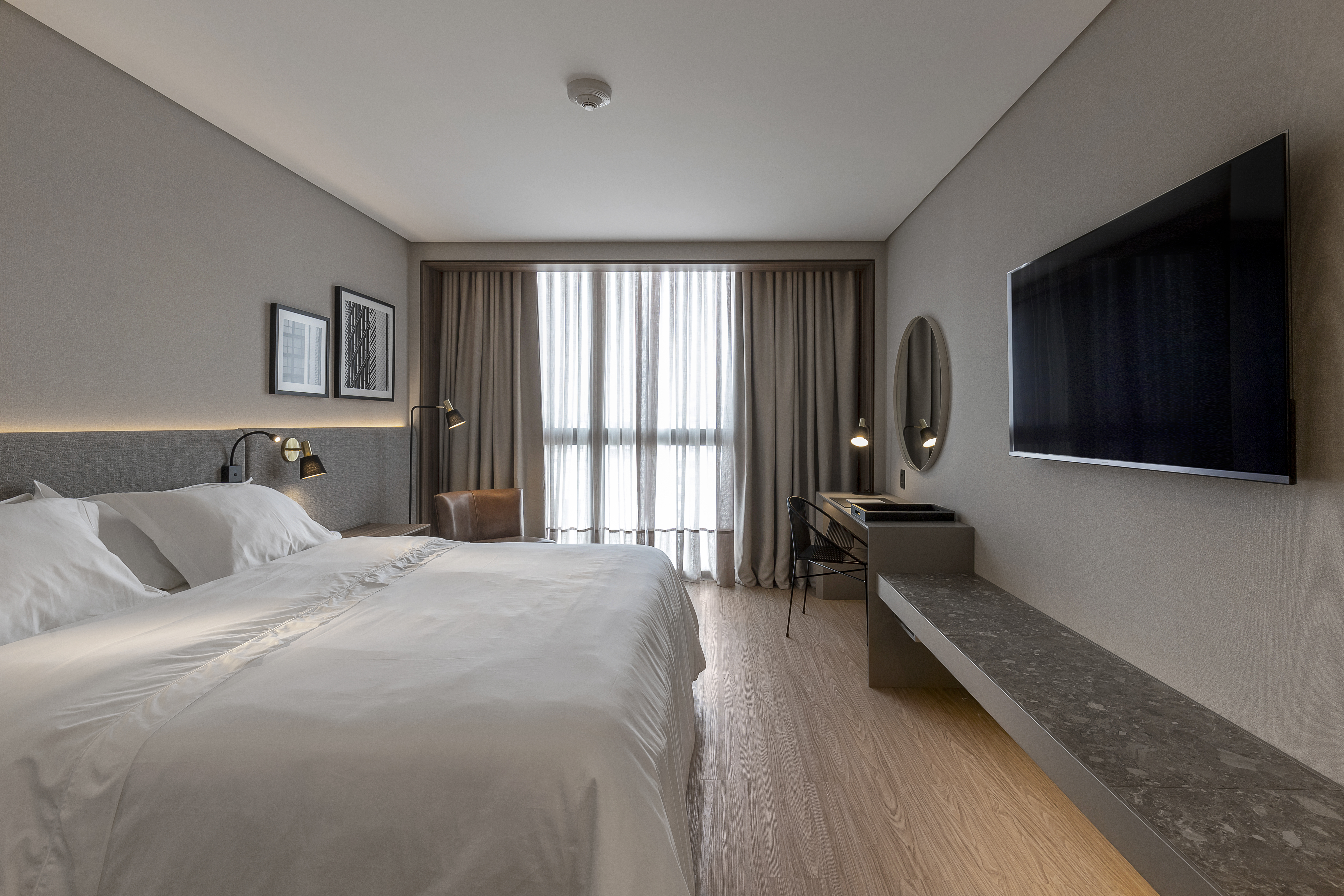 Double Superior King Bed