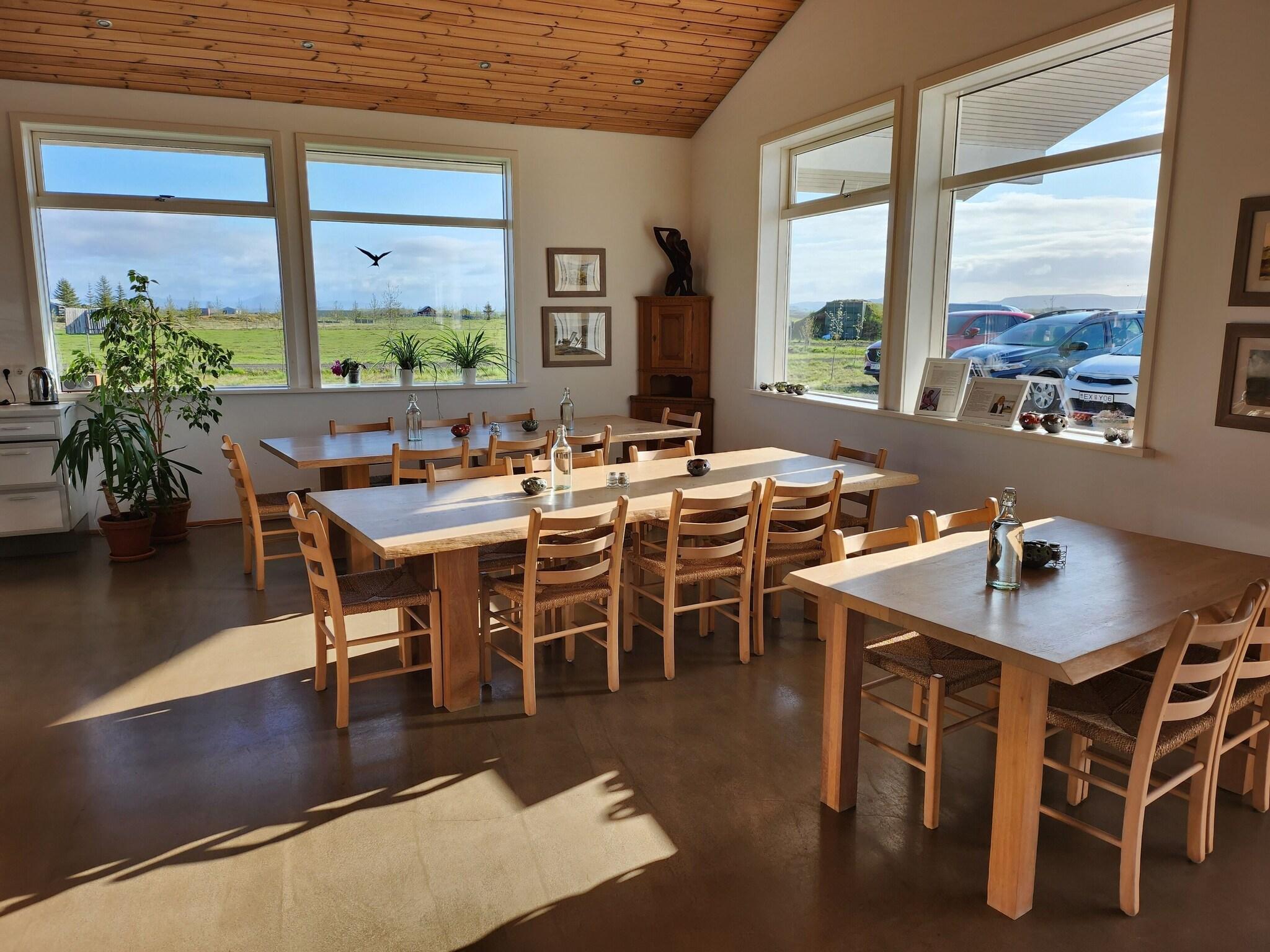 Double or Twin Queen Size Bed