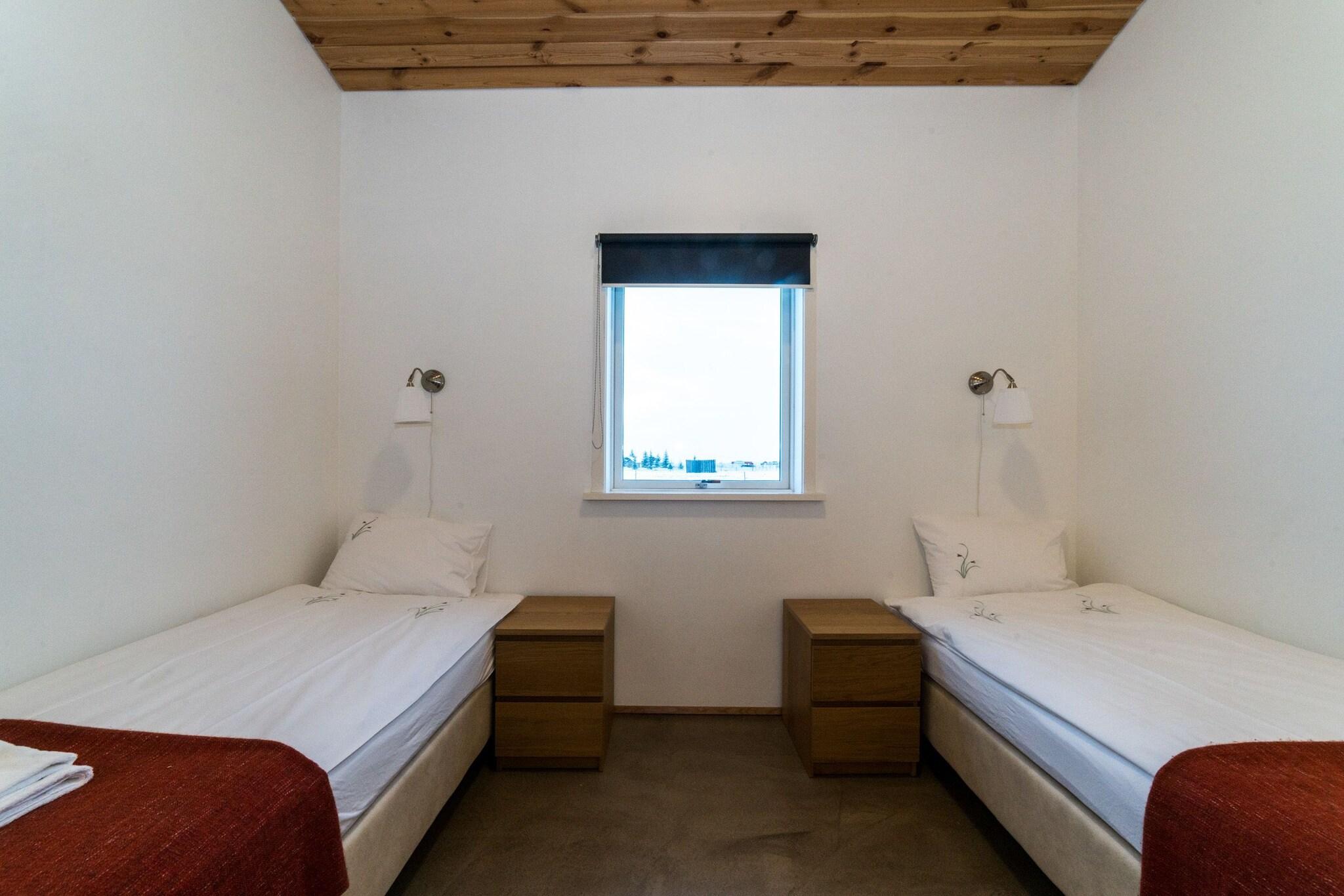 Double or Twin Queen Size Bed