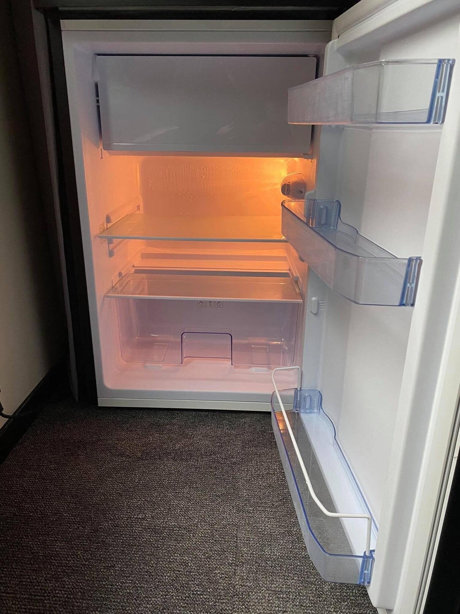 Double or Twin with Double Bed