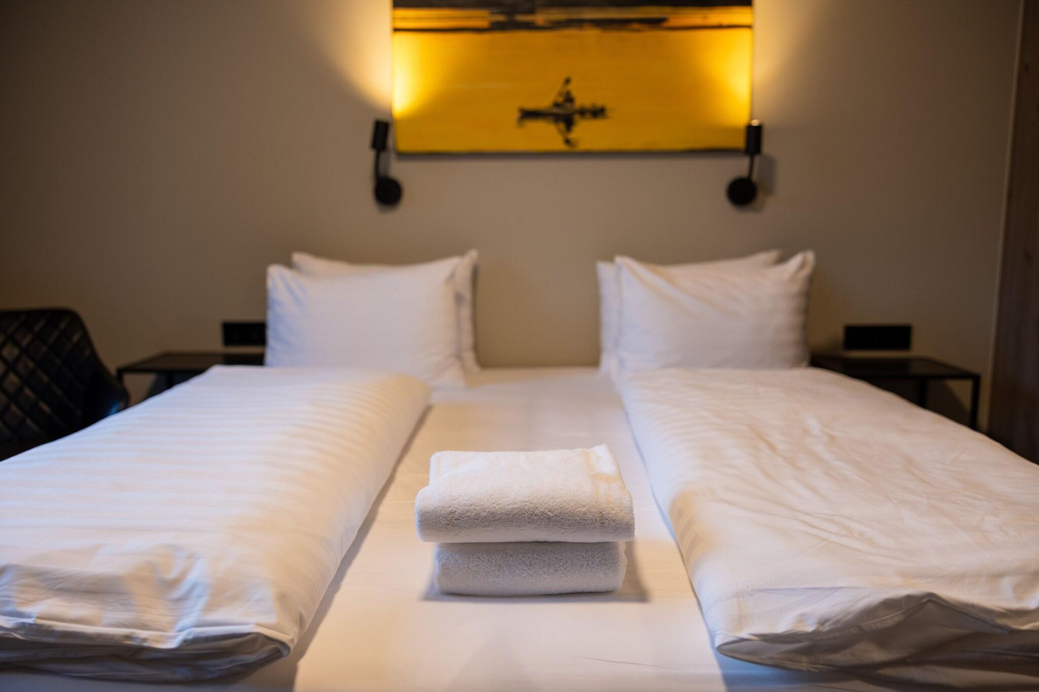 Double or Twin Two Beds