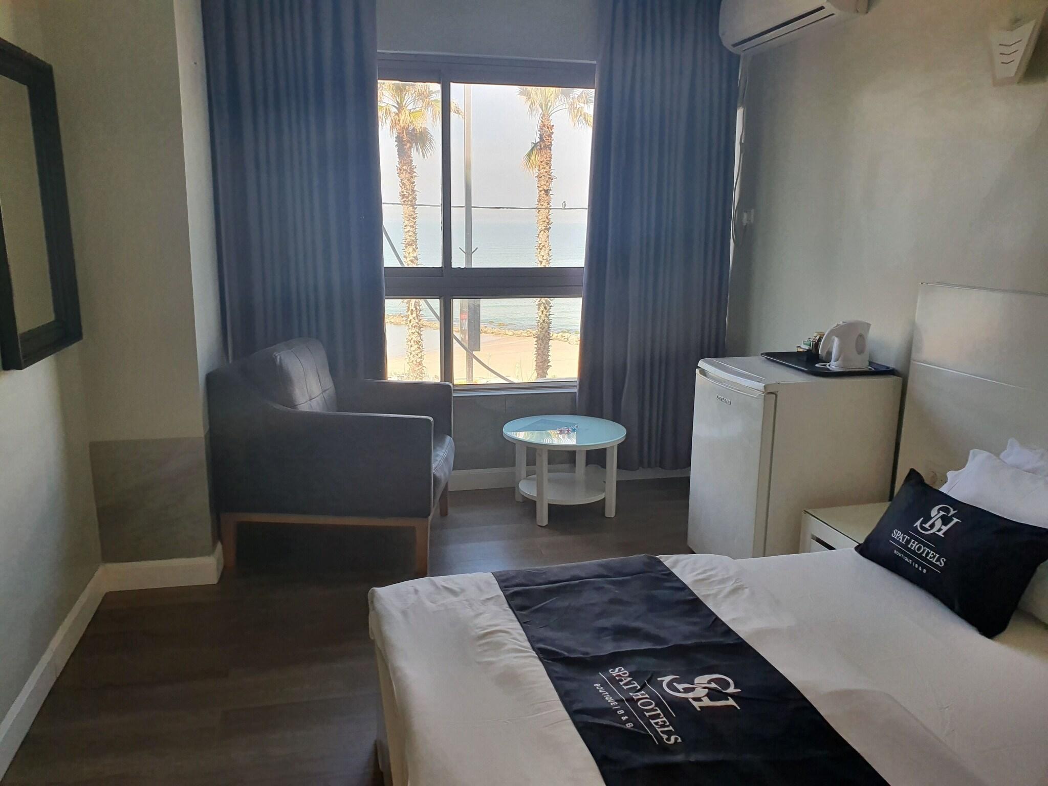 Double Sea View One Bedroom