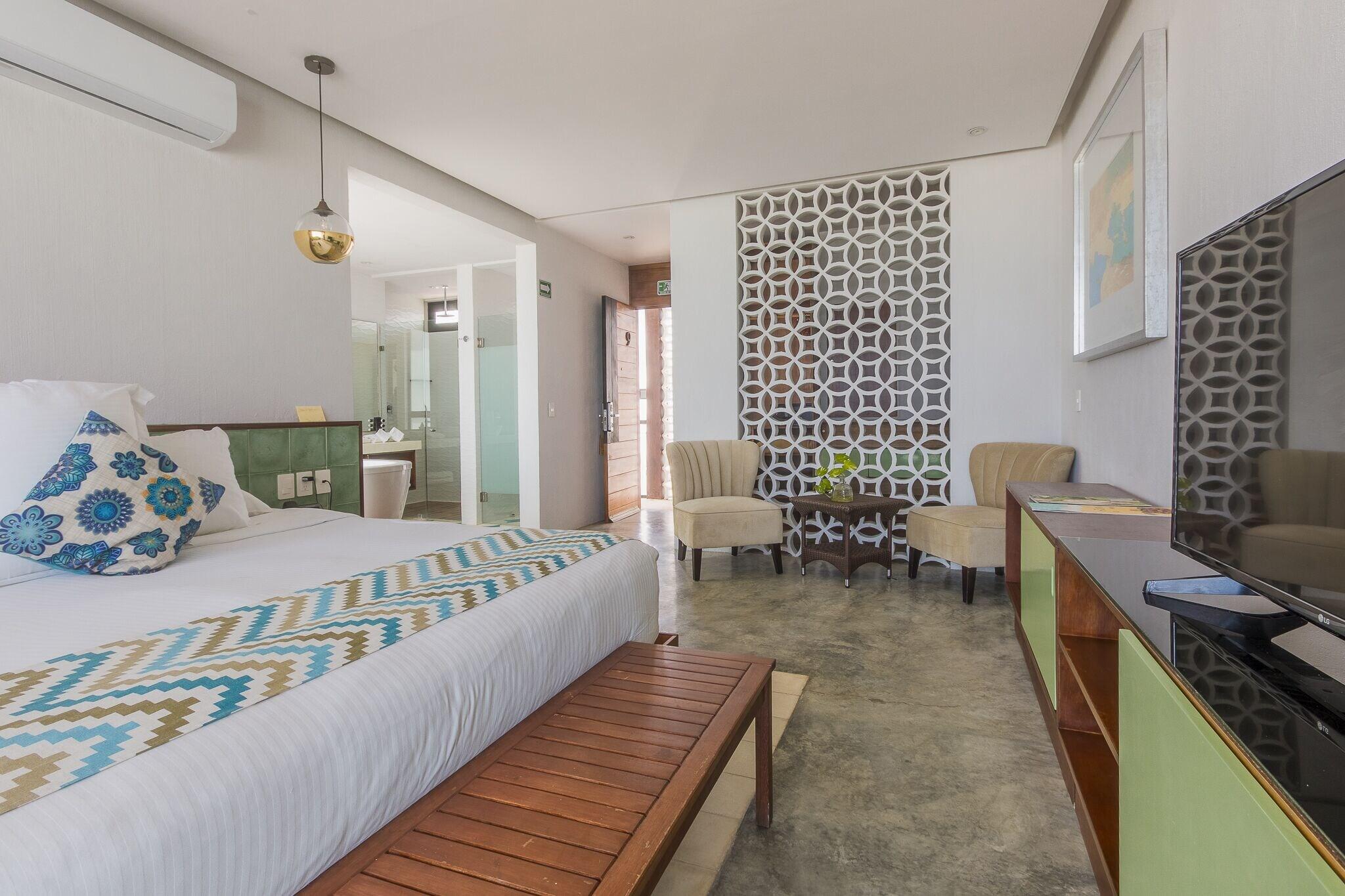 Suite Ocean View King Bed