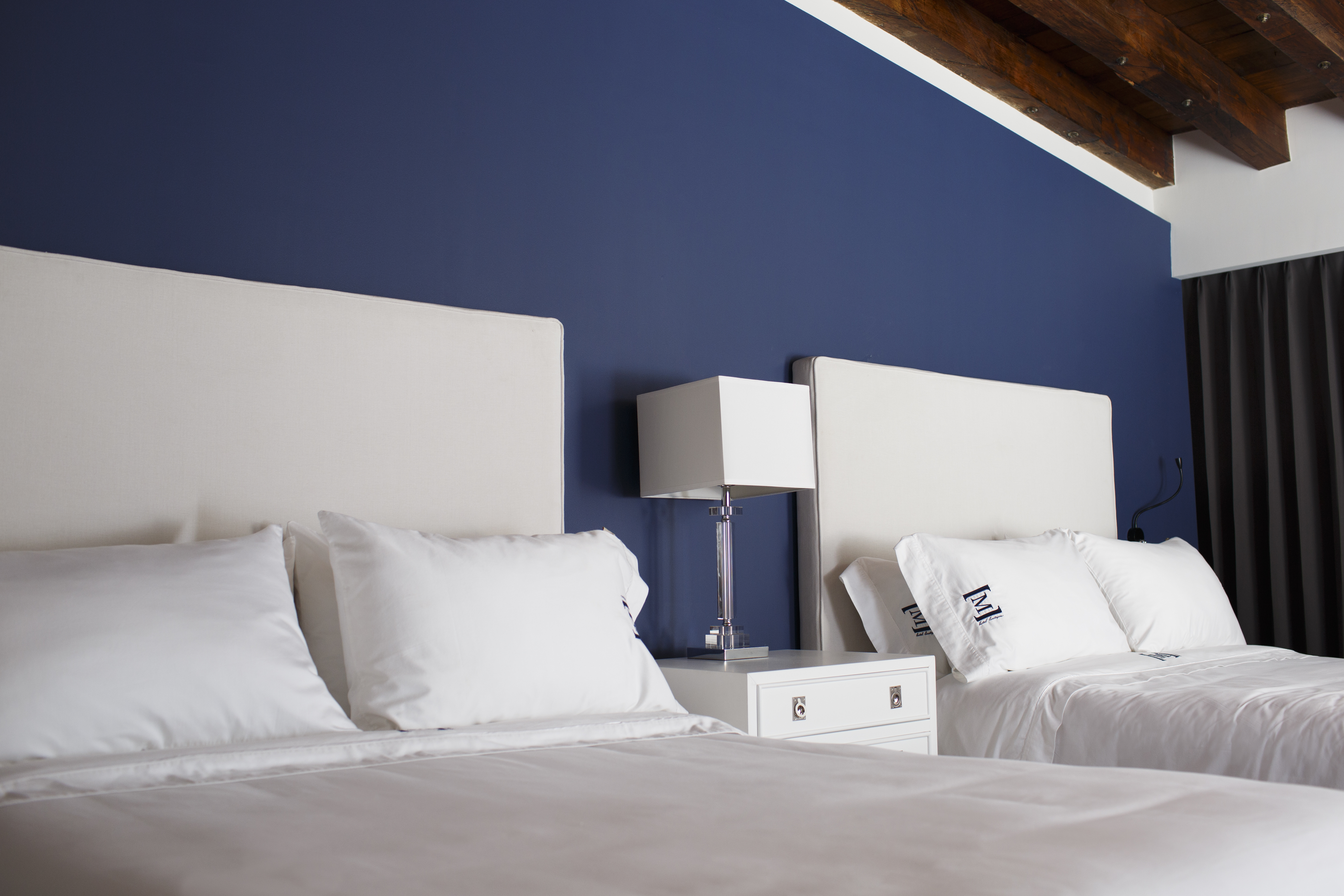 Quadruple Superior Queen Bed