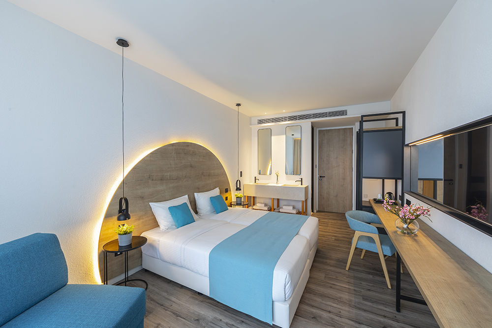 Double or Twin Standard