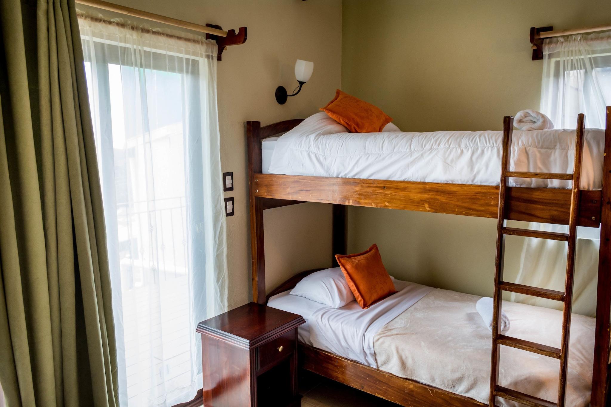 Family Room Superior Queen Bed