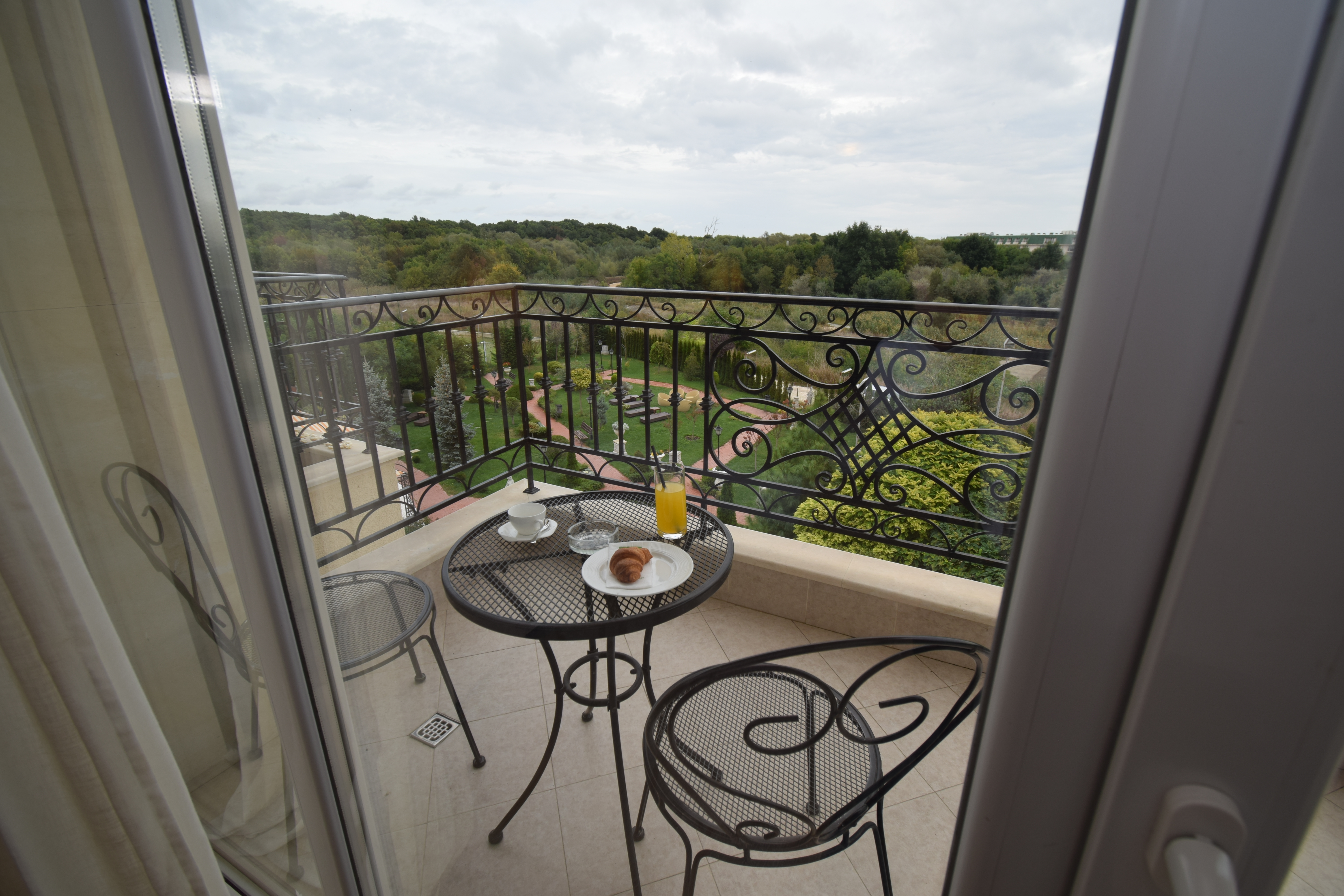 Apartment Two Bedrooms One Bathroom