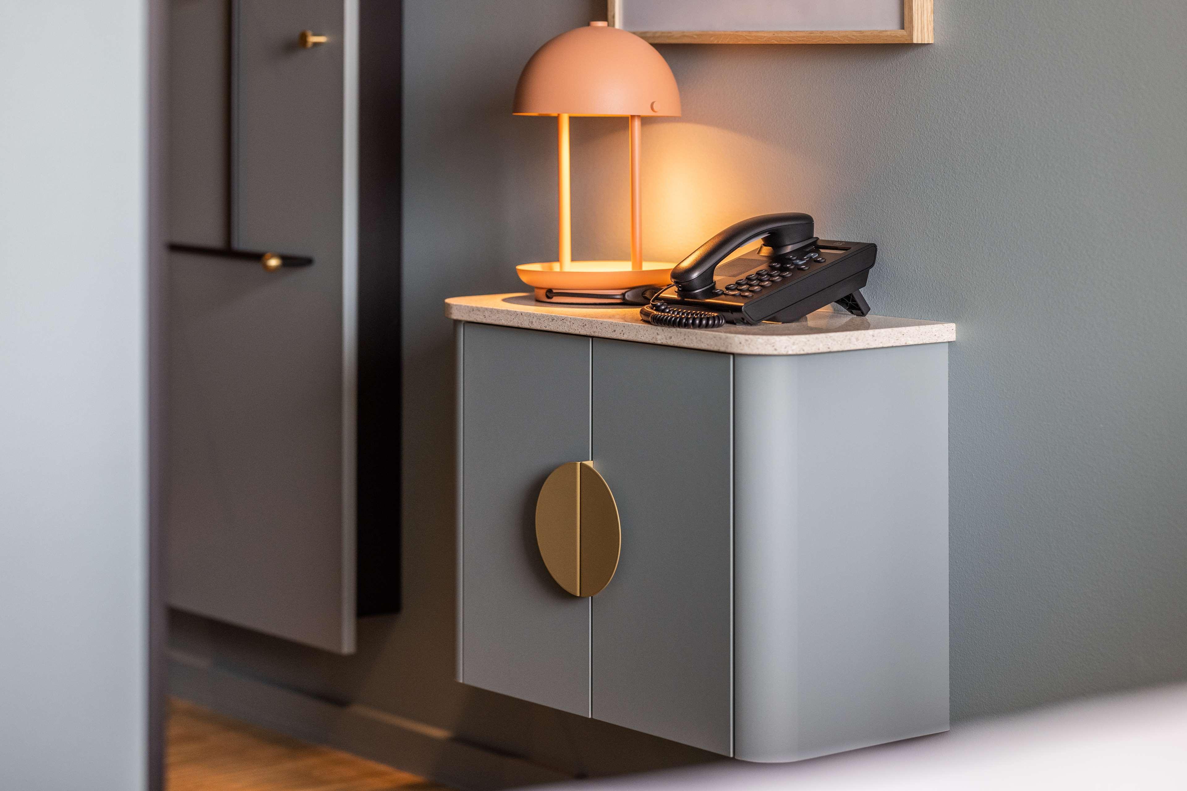 Double Single Economy