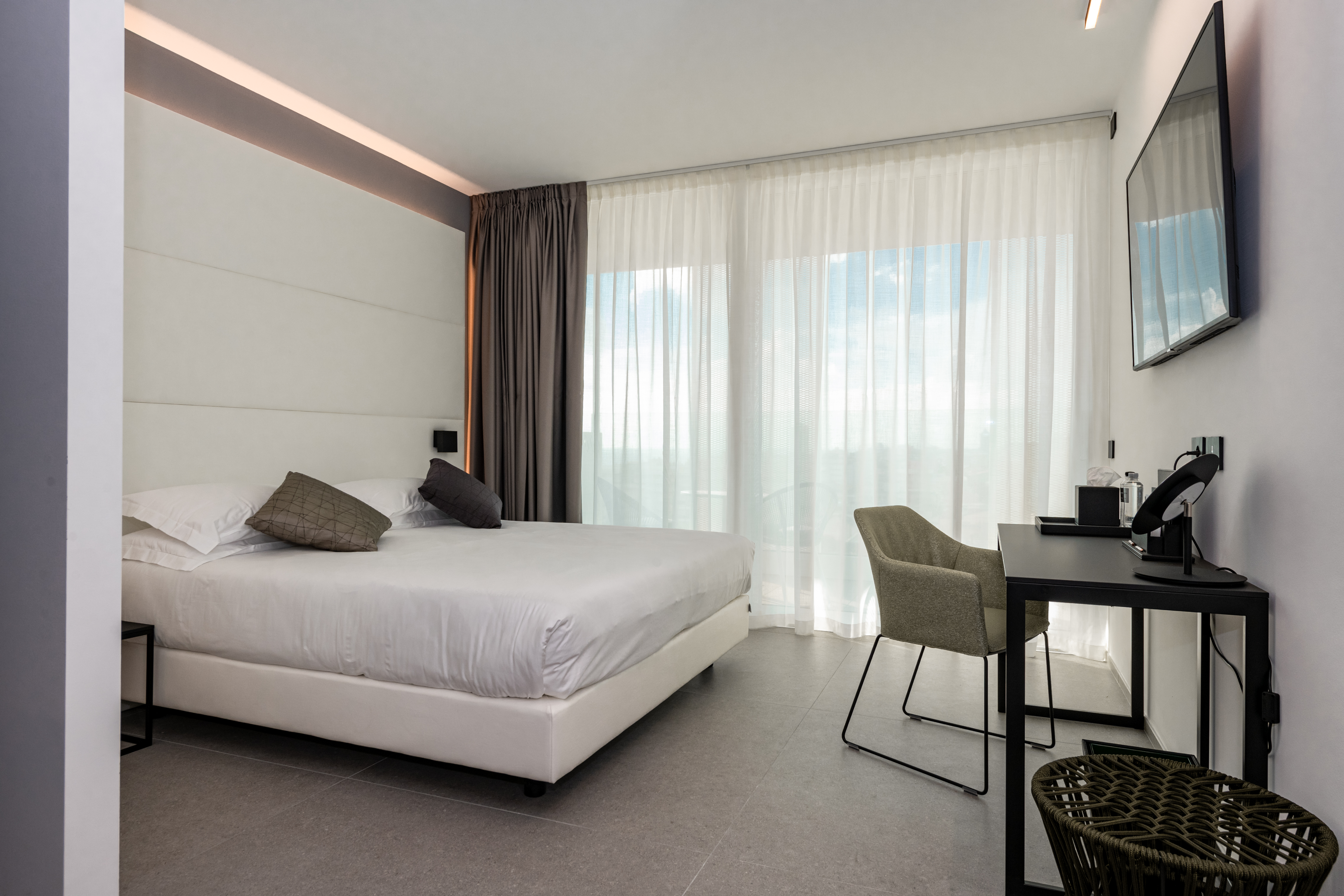 Double Single Superior