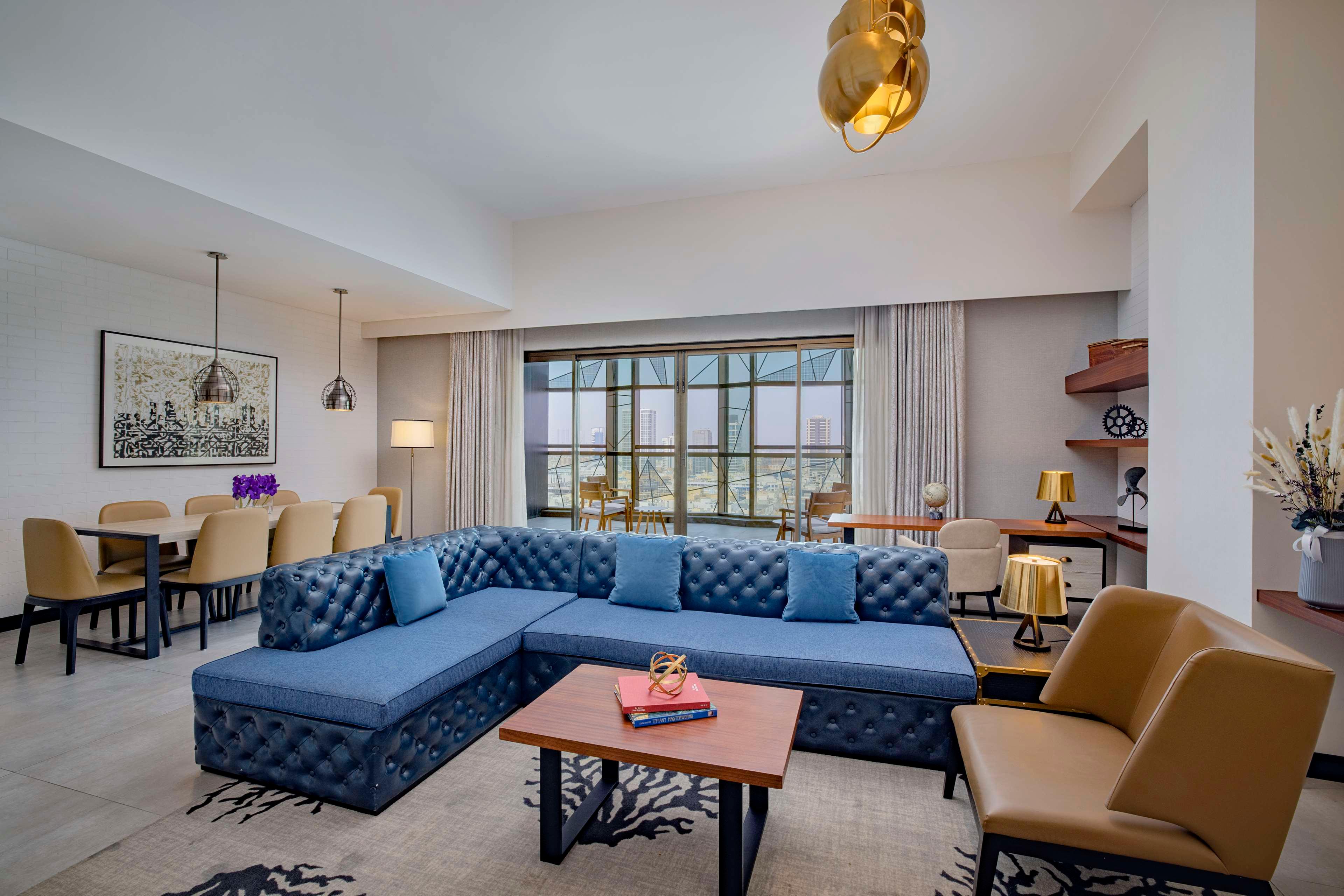 Suite with Kitchenette