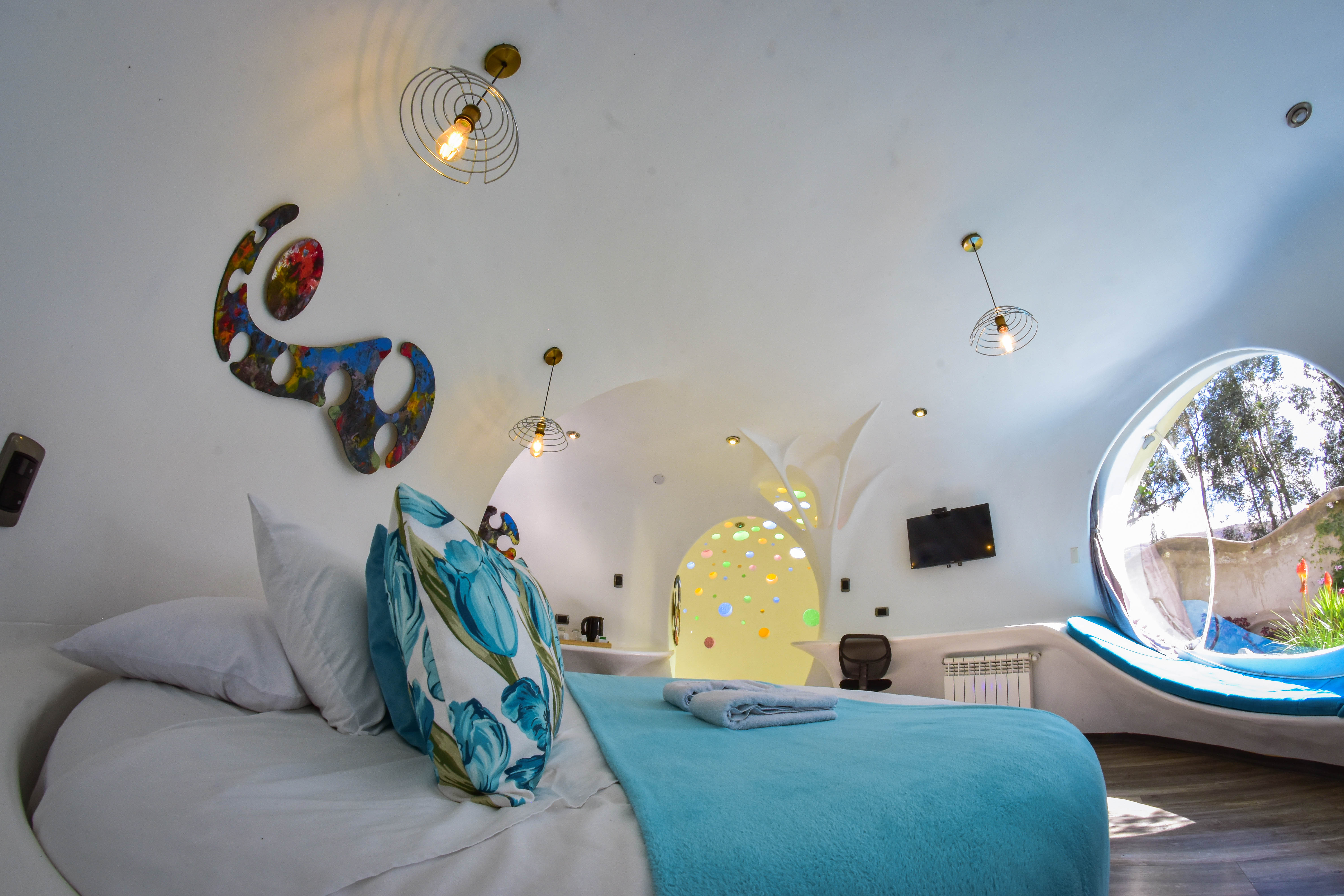 Room King Bed with Jacuzzi