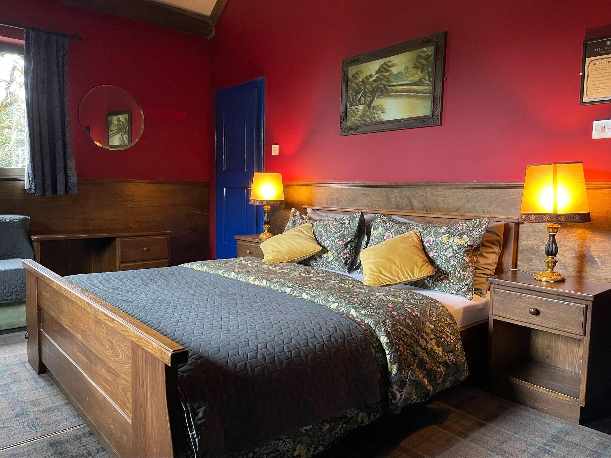 Double Deluxe King Bed