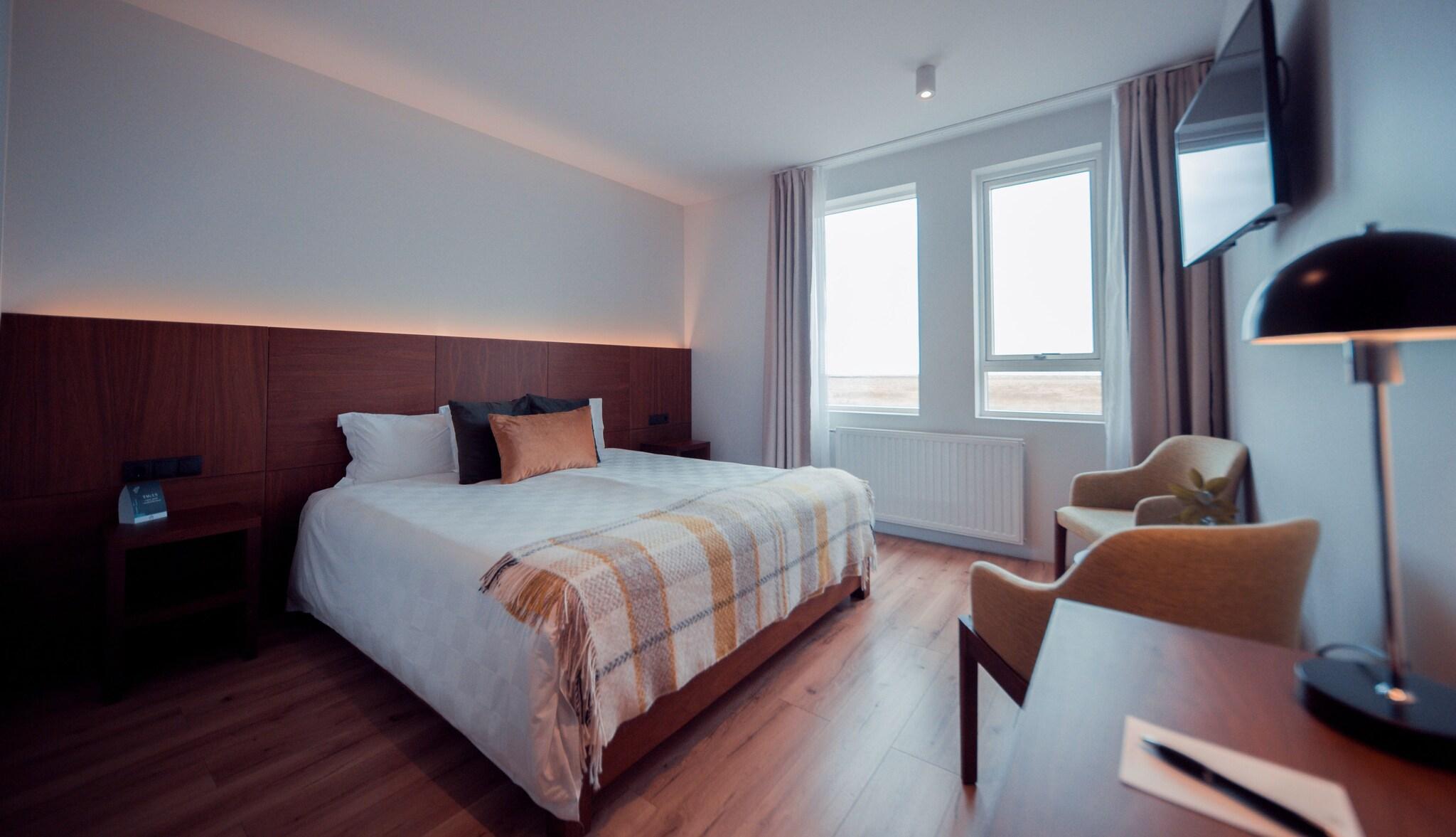 Double King Size Bed