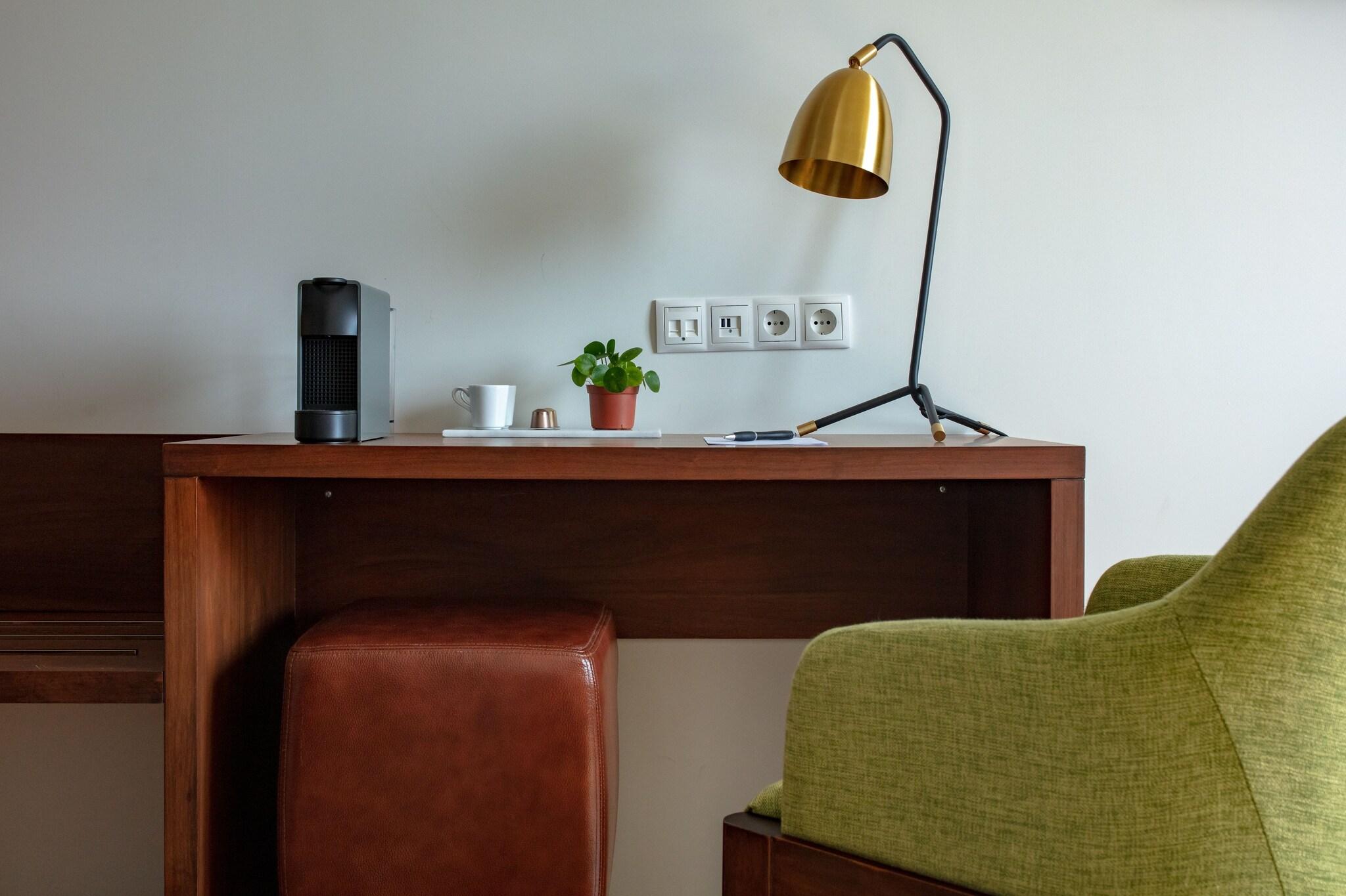 Double King Size Bed