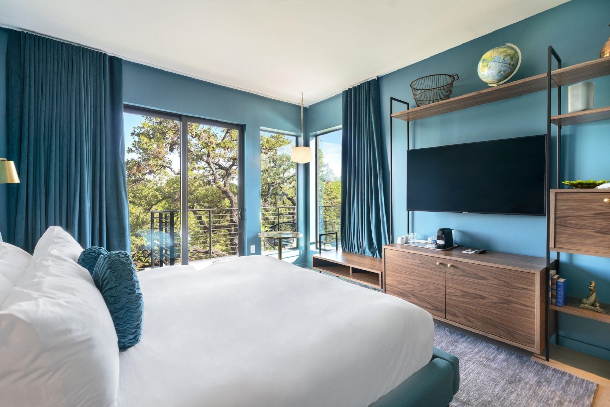 Room Premium King Bed