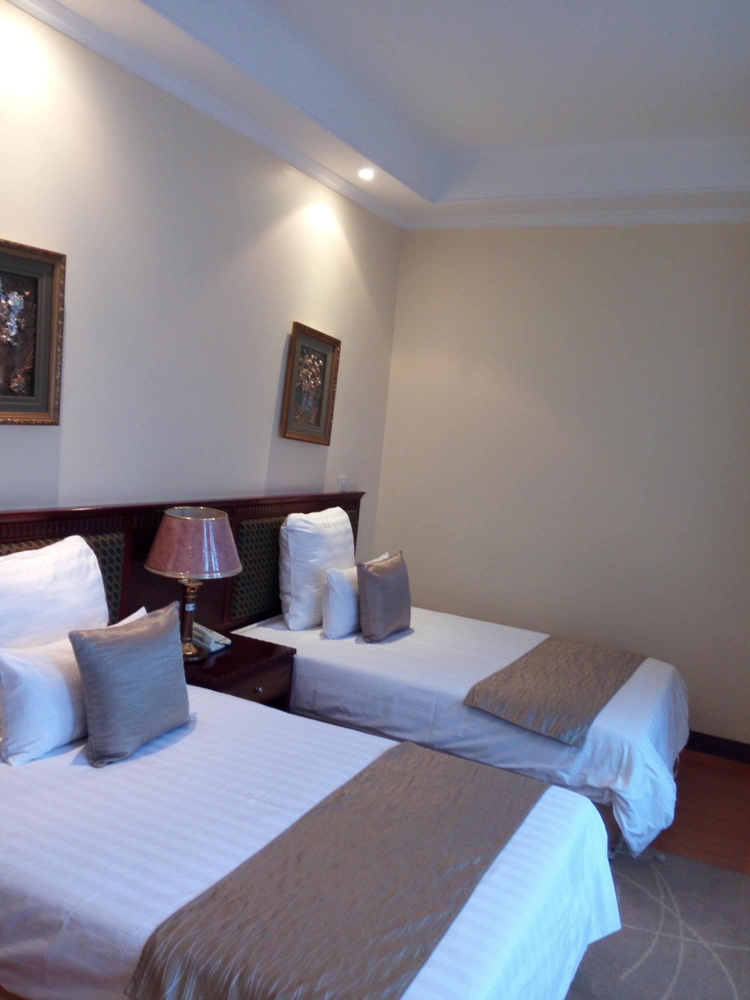 Double or Twin Capacity 2