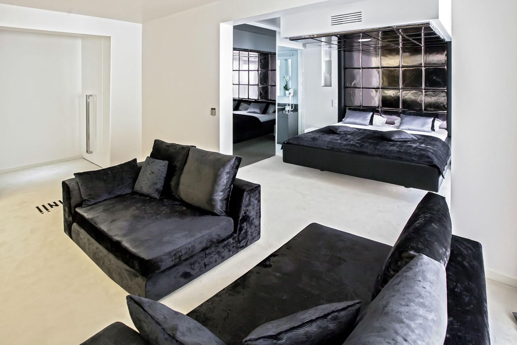 Junior Suite King Size Bed