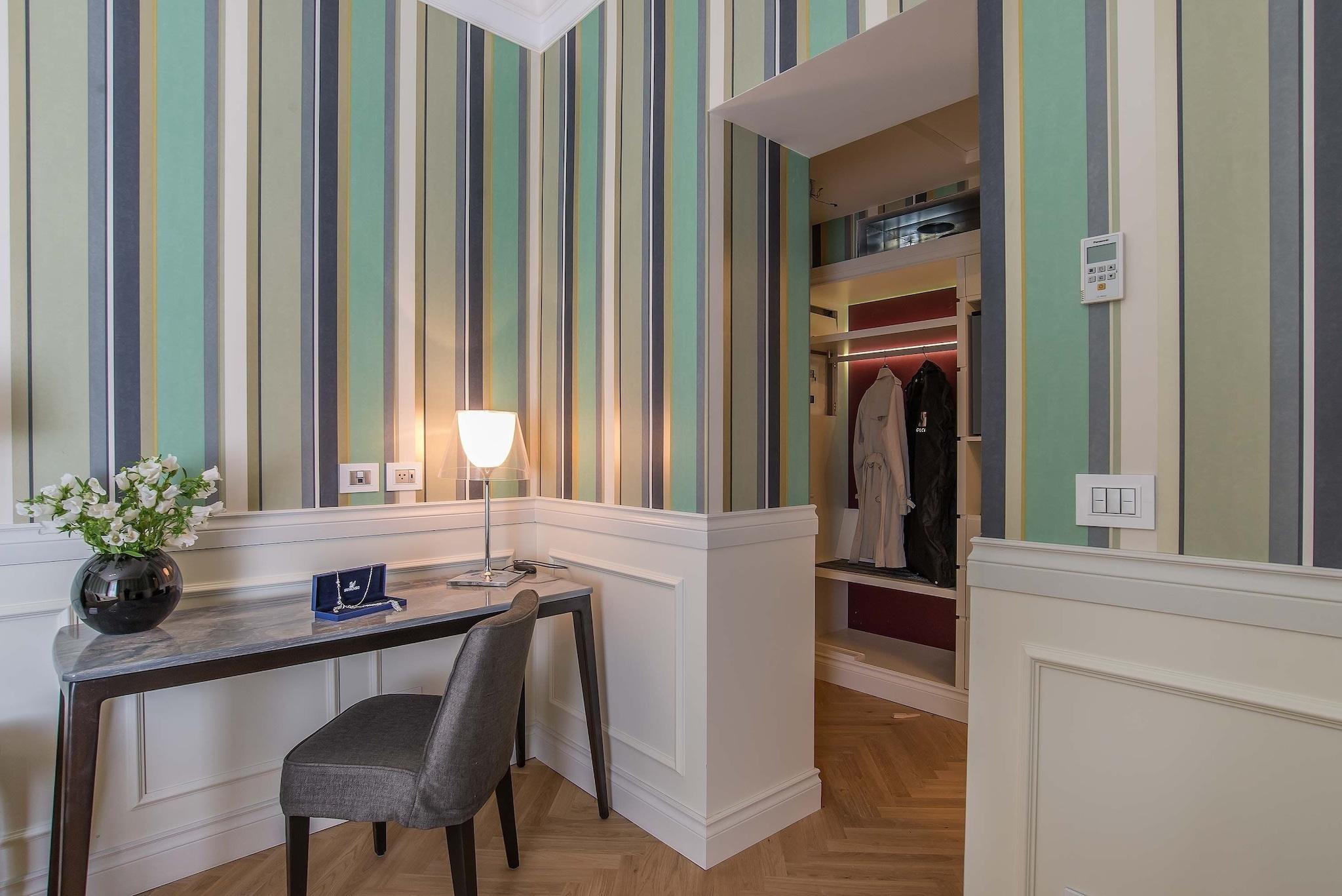 Double Deluxe Queen Bed