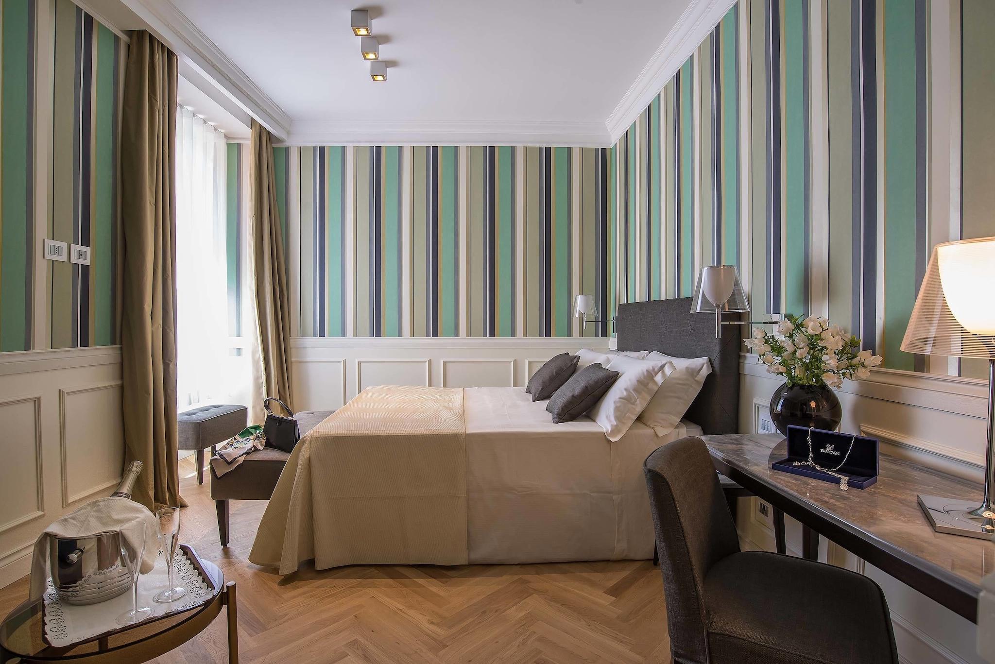 Double Deluxe Queen Bed