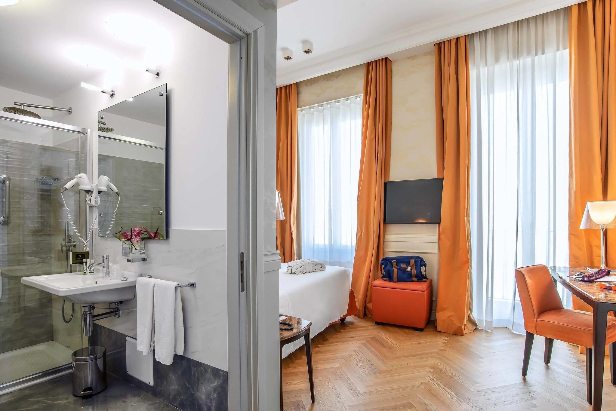 Double Superior Queen Bed