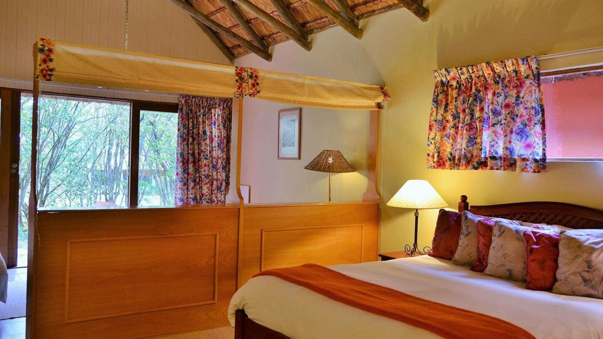 Double Deluxe Queen Bed