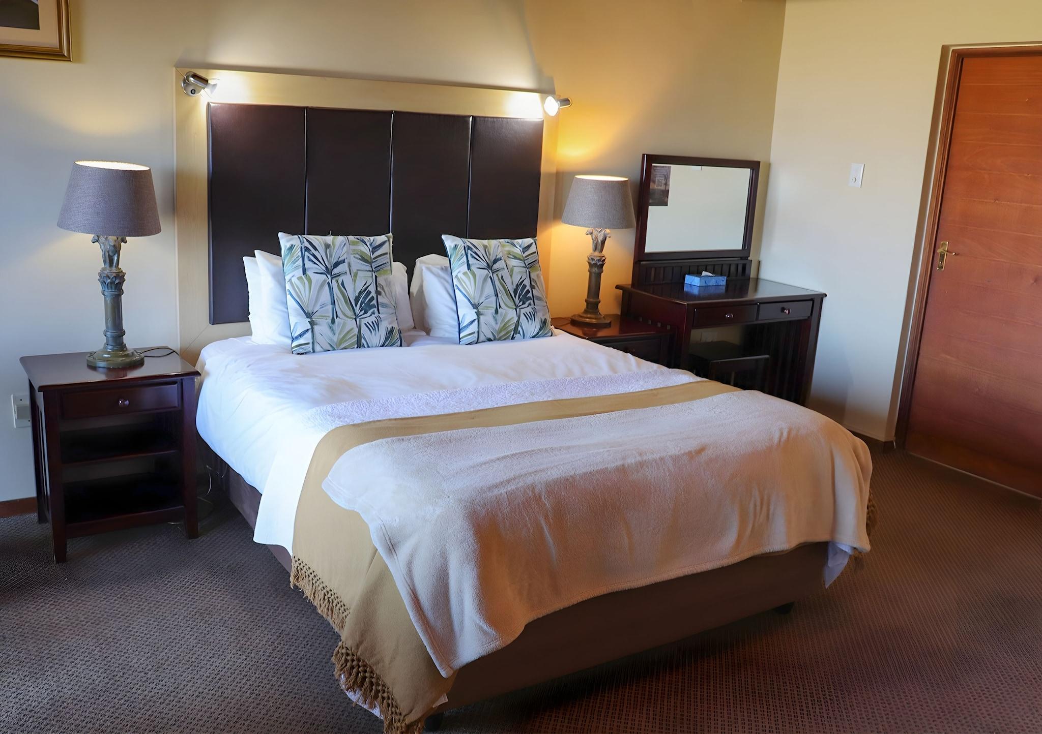 Double Deluxe Queen Bed