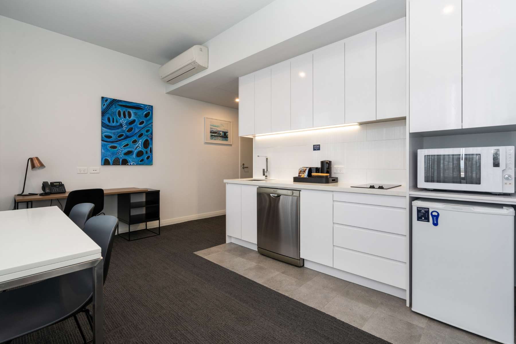 Apartment King Bed One Bedroom 