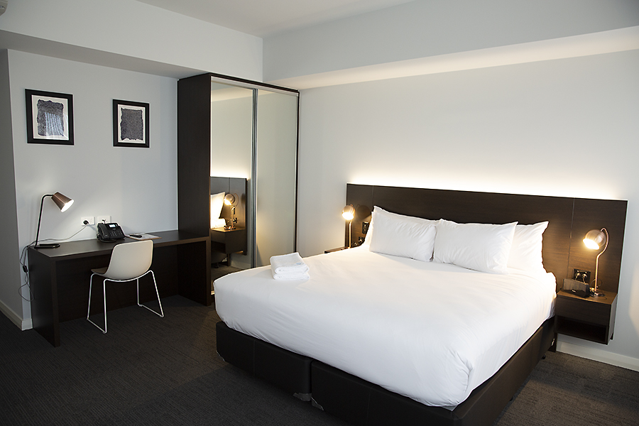 Studio Classic King Bed