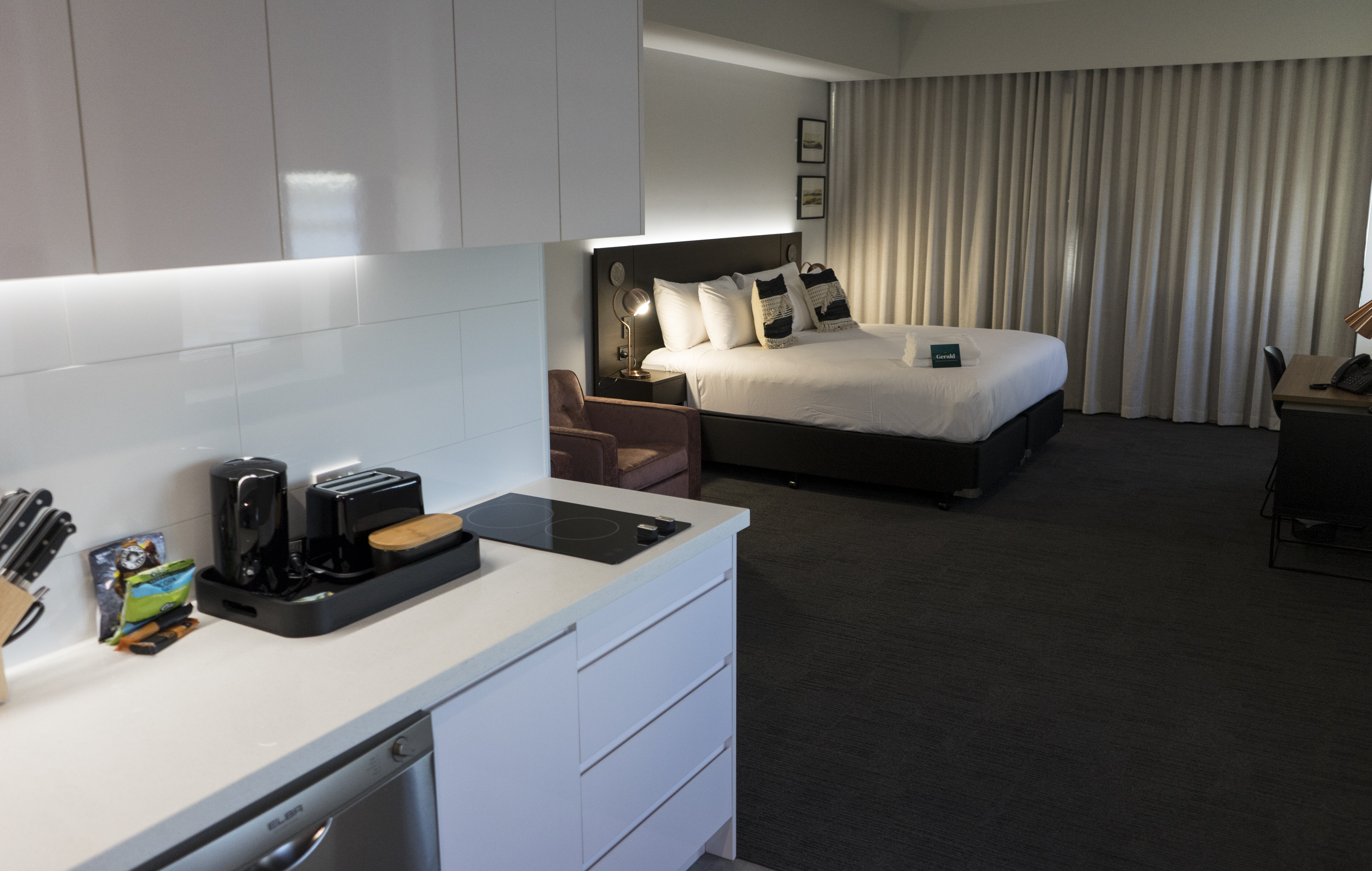 Apartment King Bed One Bedroom 