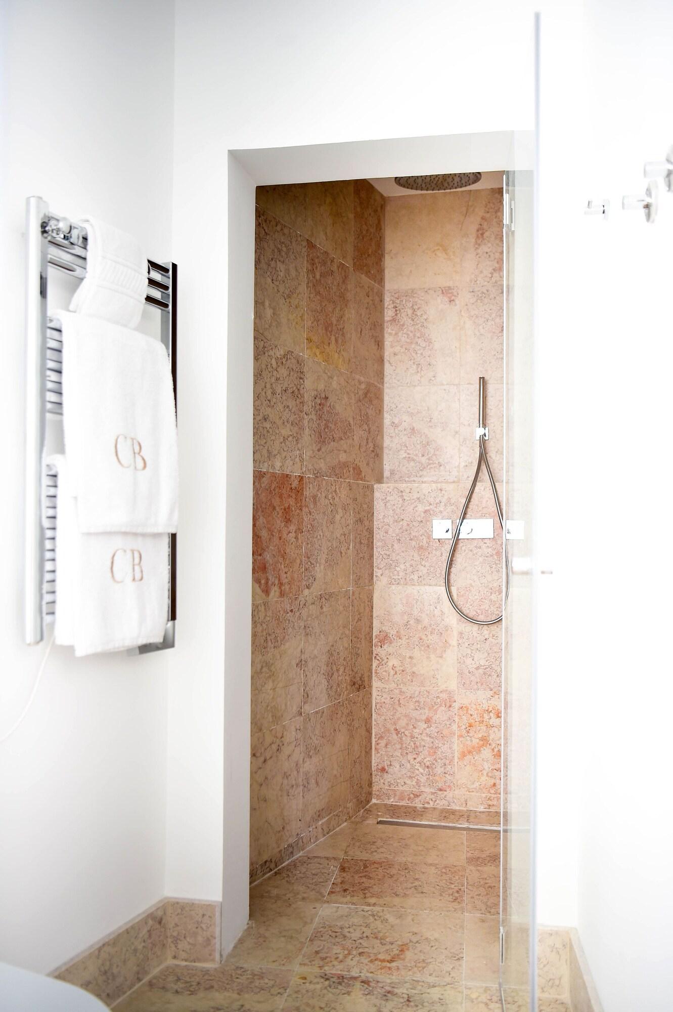 Apartment Superior King Bed