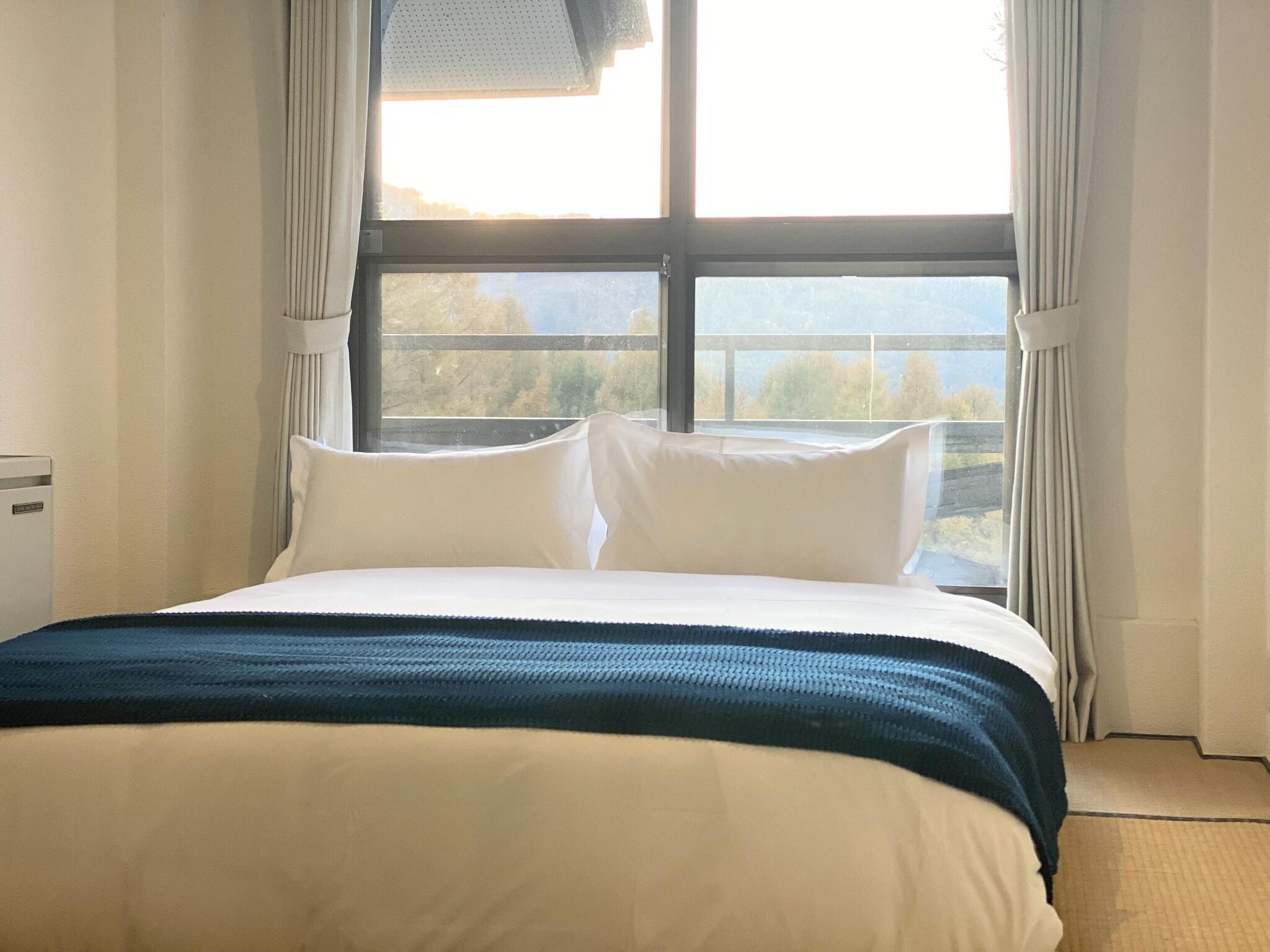 Double Queen Size Bed