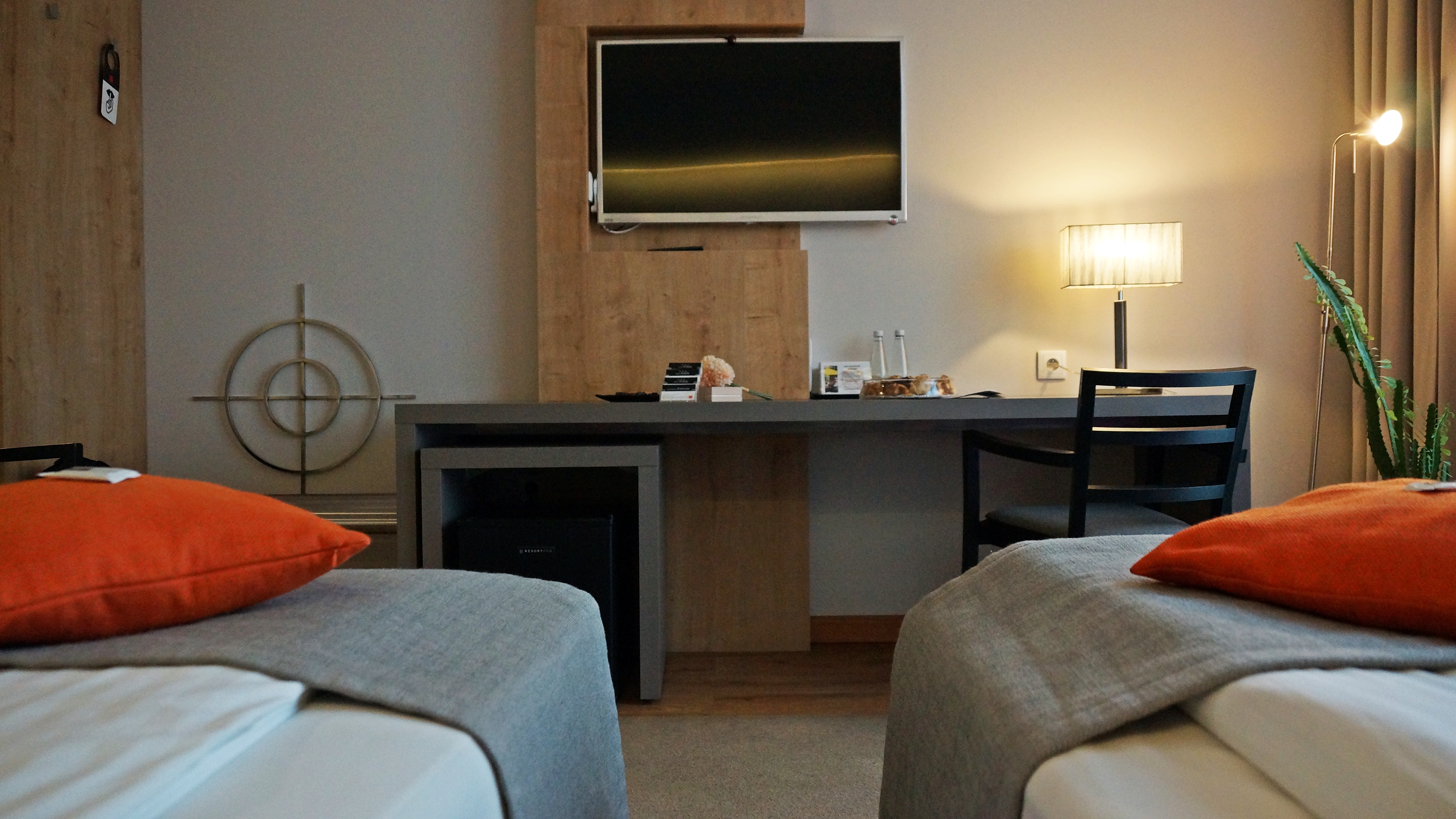 Double or Twin Deluxe