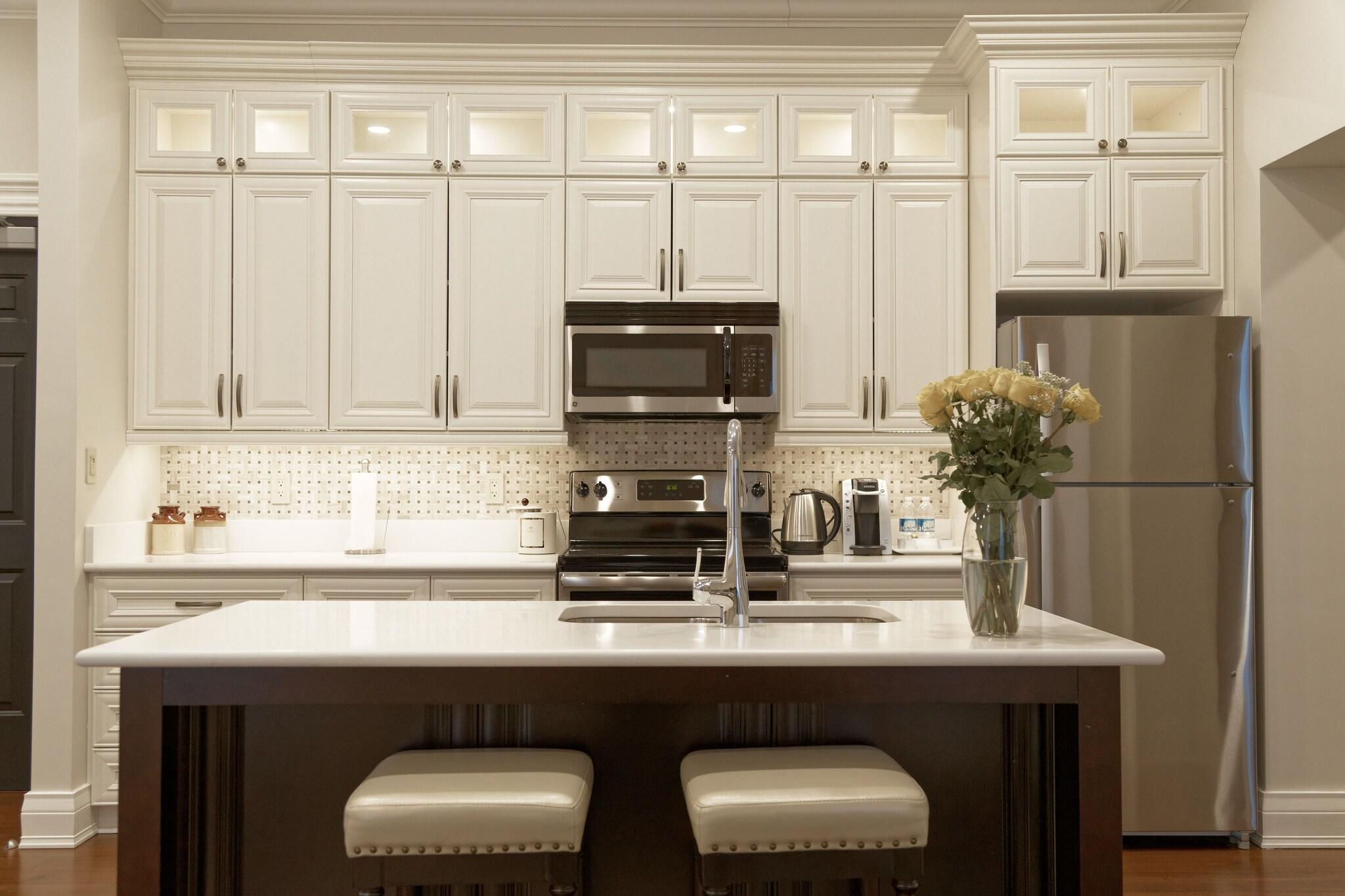 Quadruple King Bed Two Bedrooms