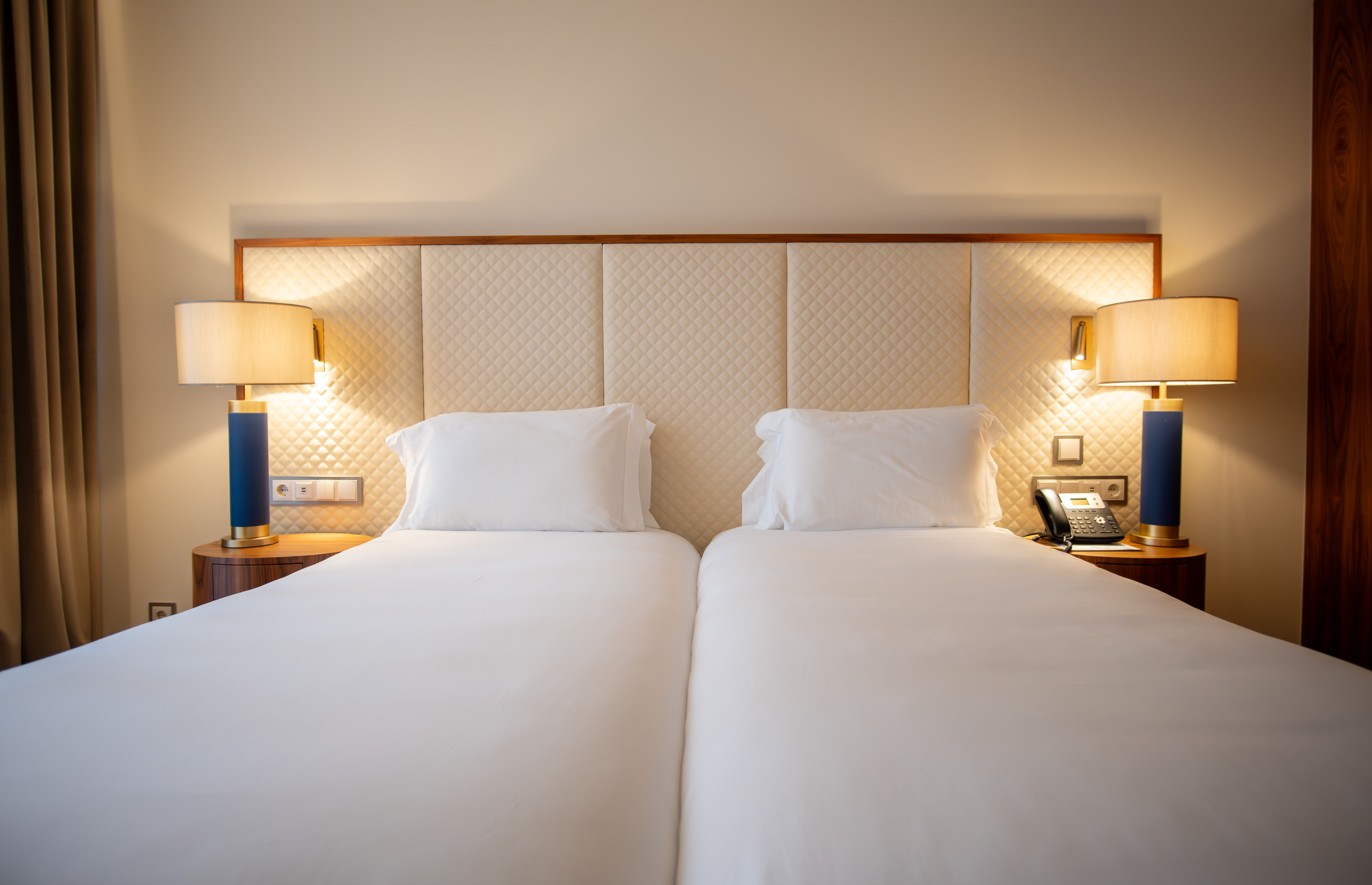 Twin Deluxe with Balcony