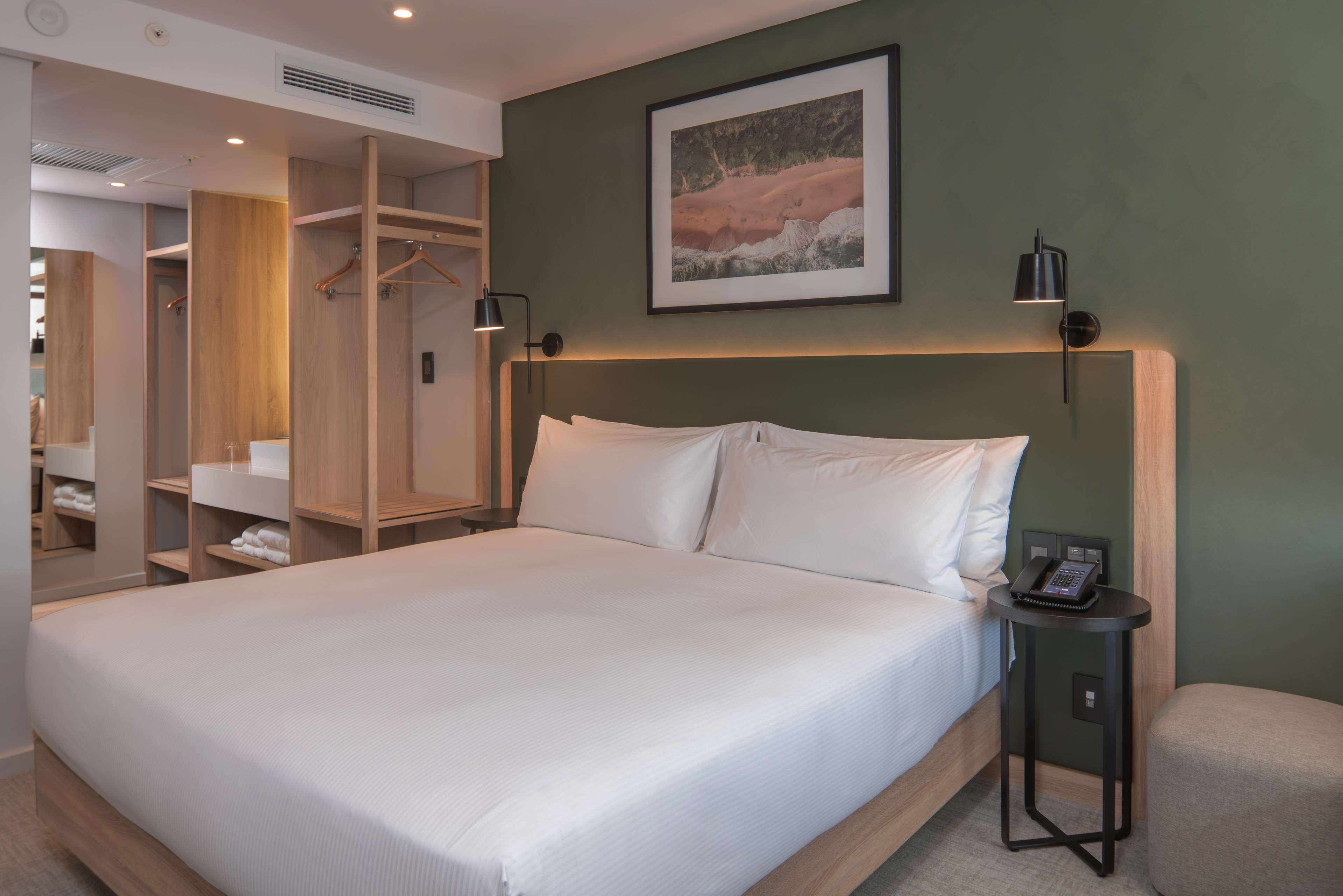 Suite King Bed One Bedroom 