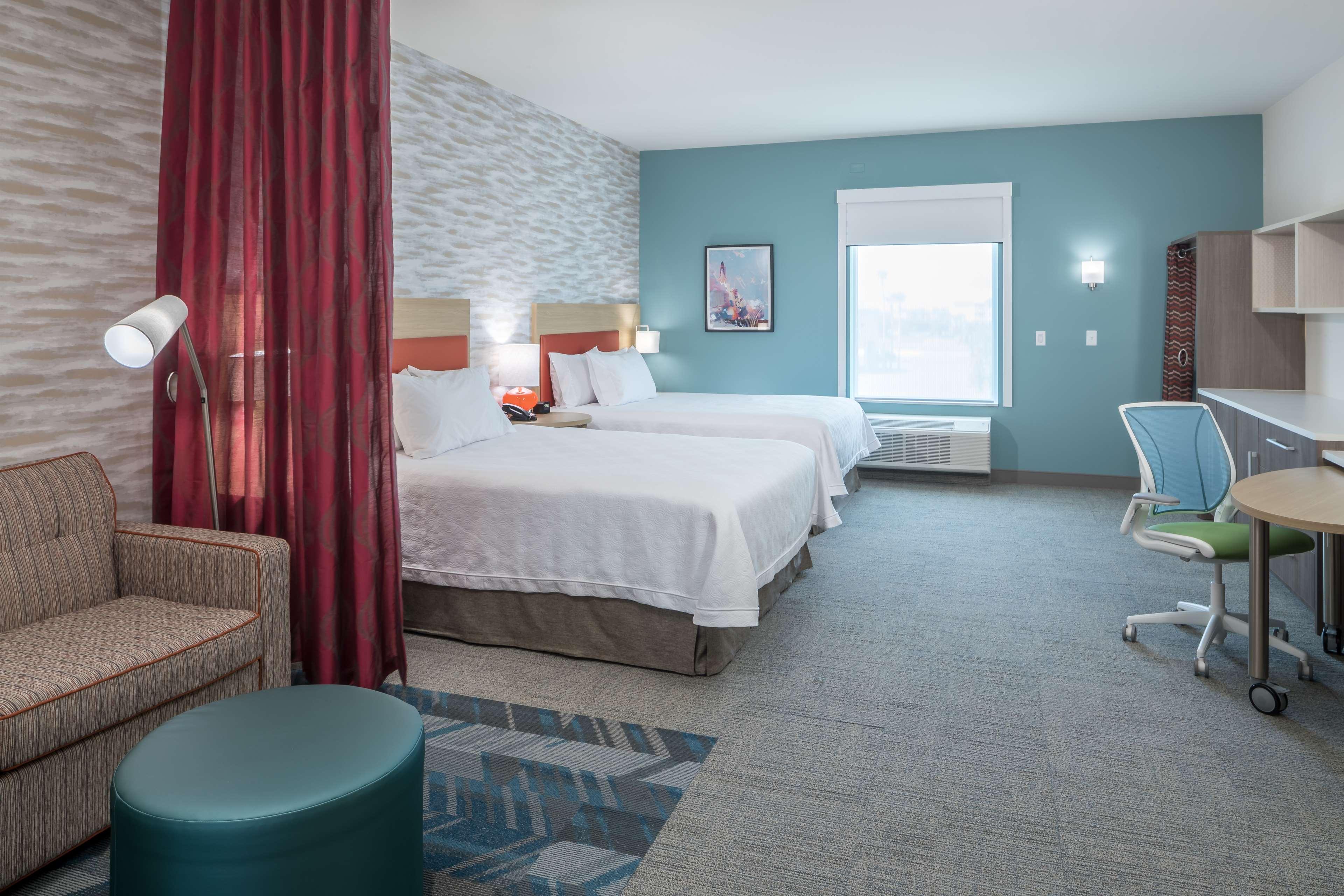 Studio Accessible-two Queen Beds