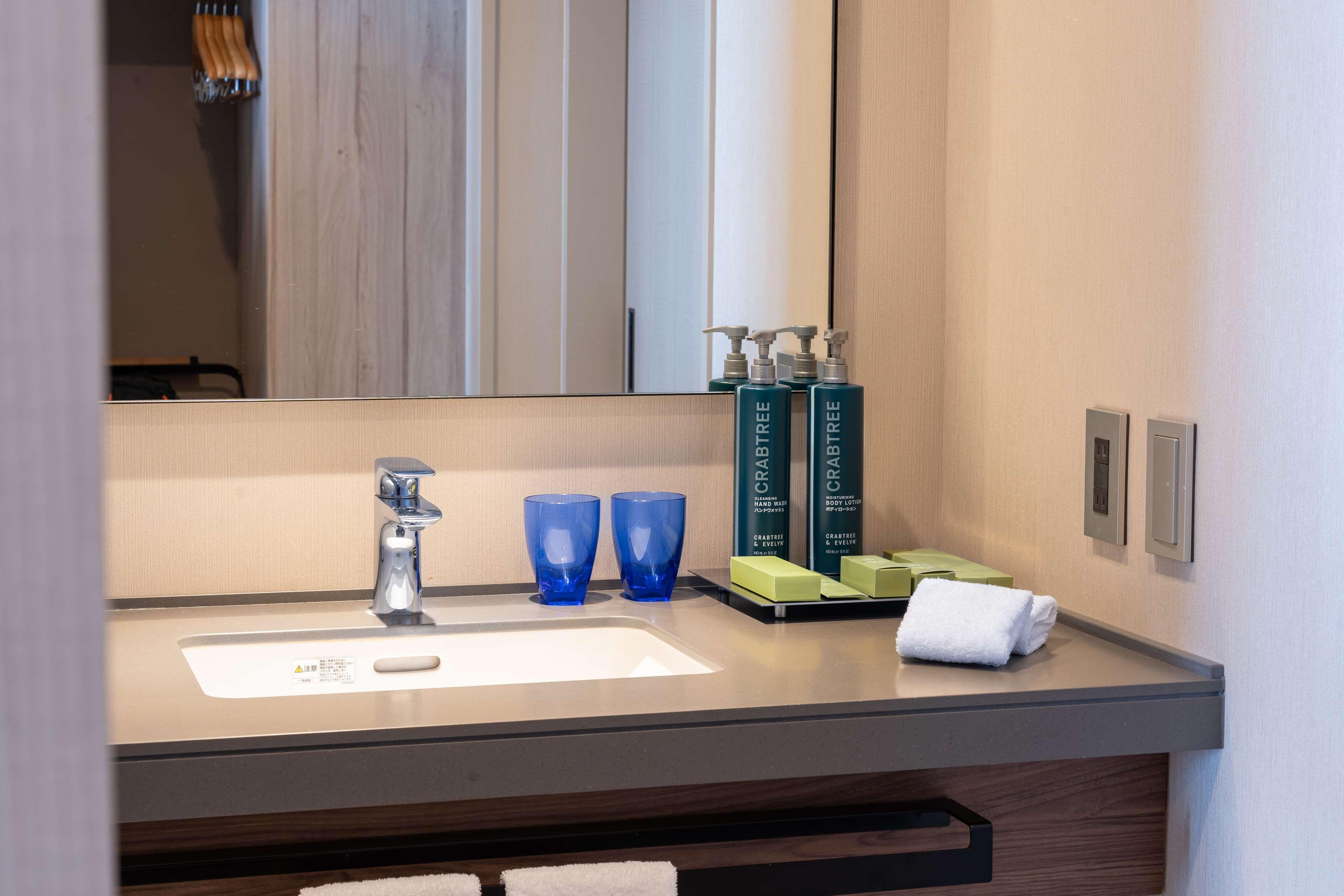 Twin Guest Room Ocean View