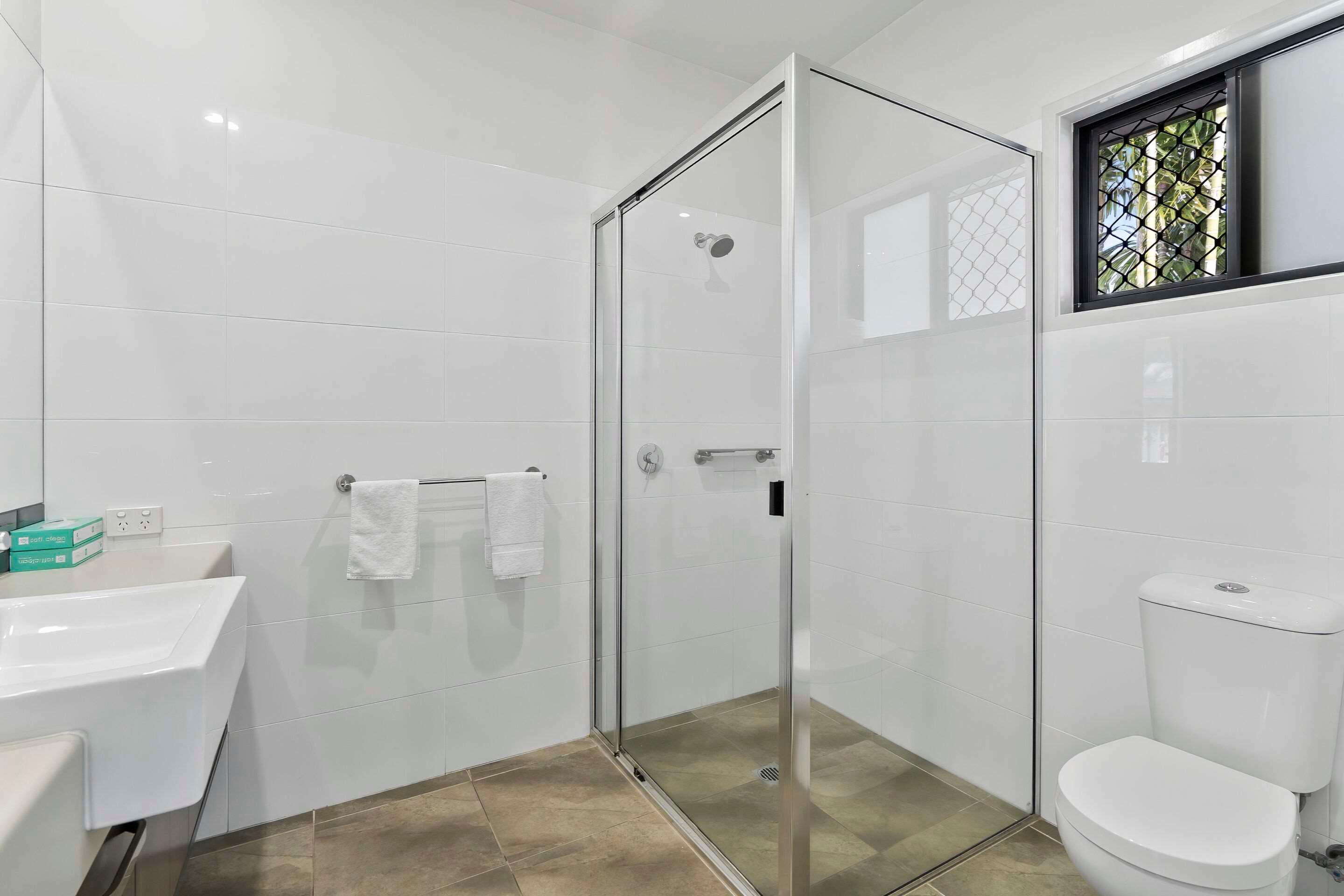 Quadruple Capacity 6