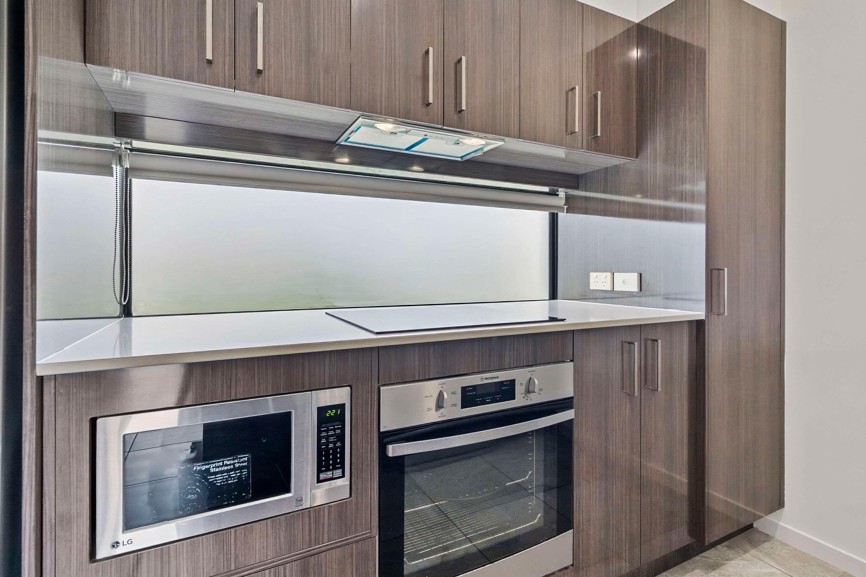 Quadruple Capacity 6