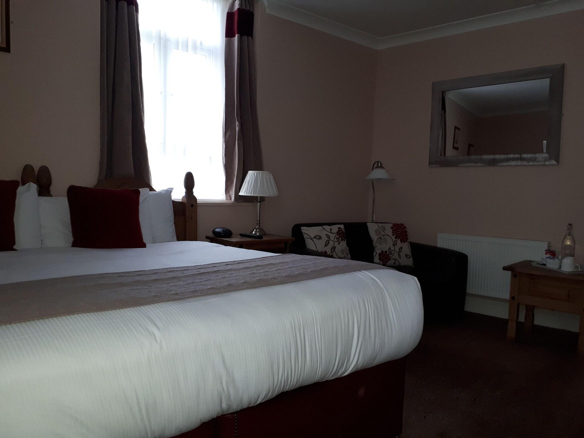 Double Deluxe King Bed