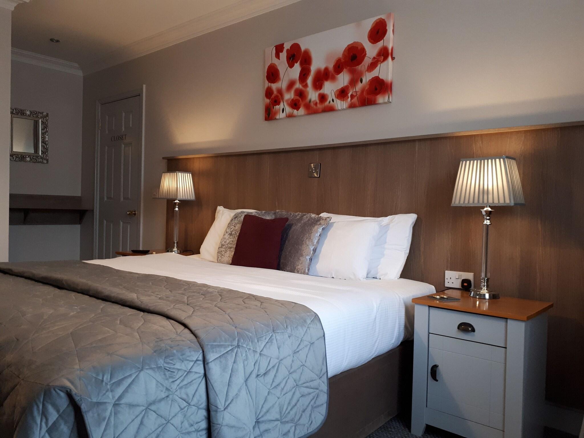 Double Deluxe King Bed