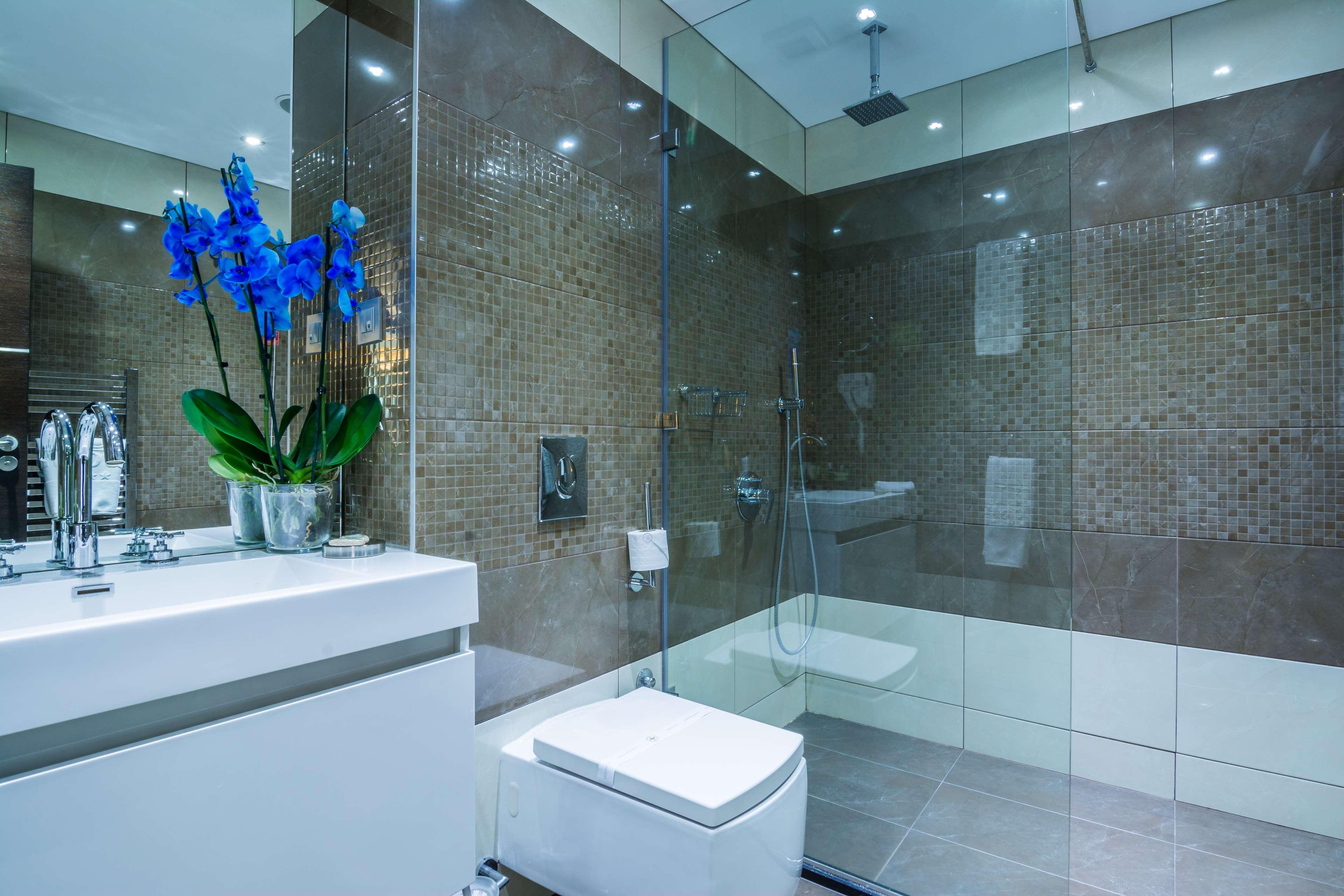 Family Room Capacity 5