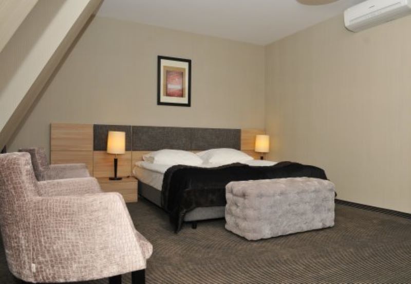 Studio Deluxe One Bed