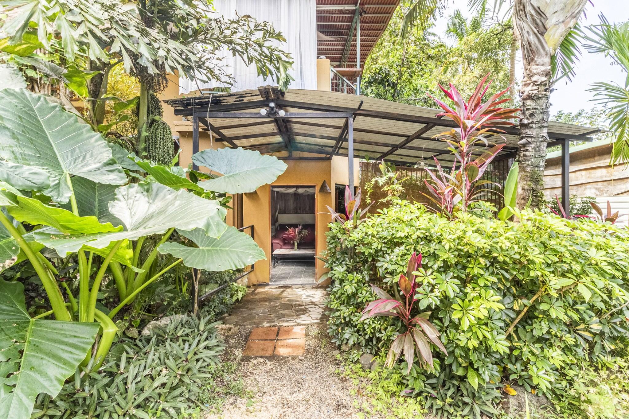 Double Garden View King Bed