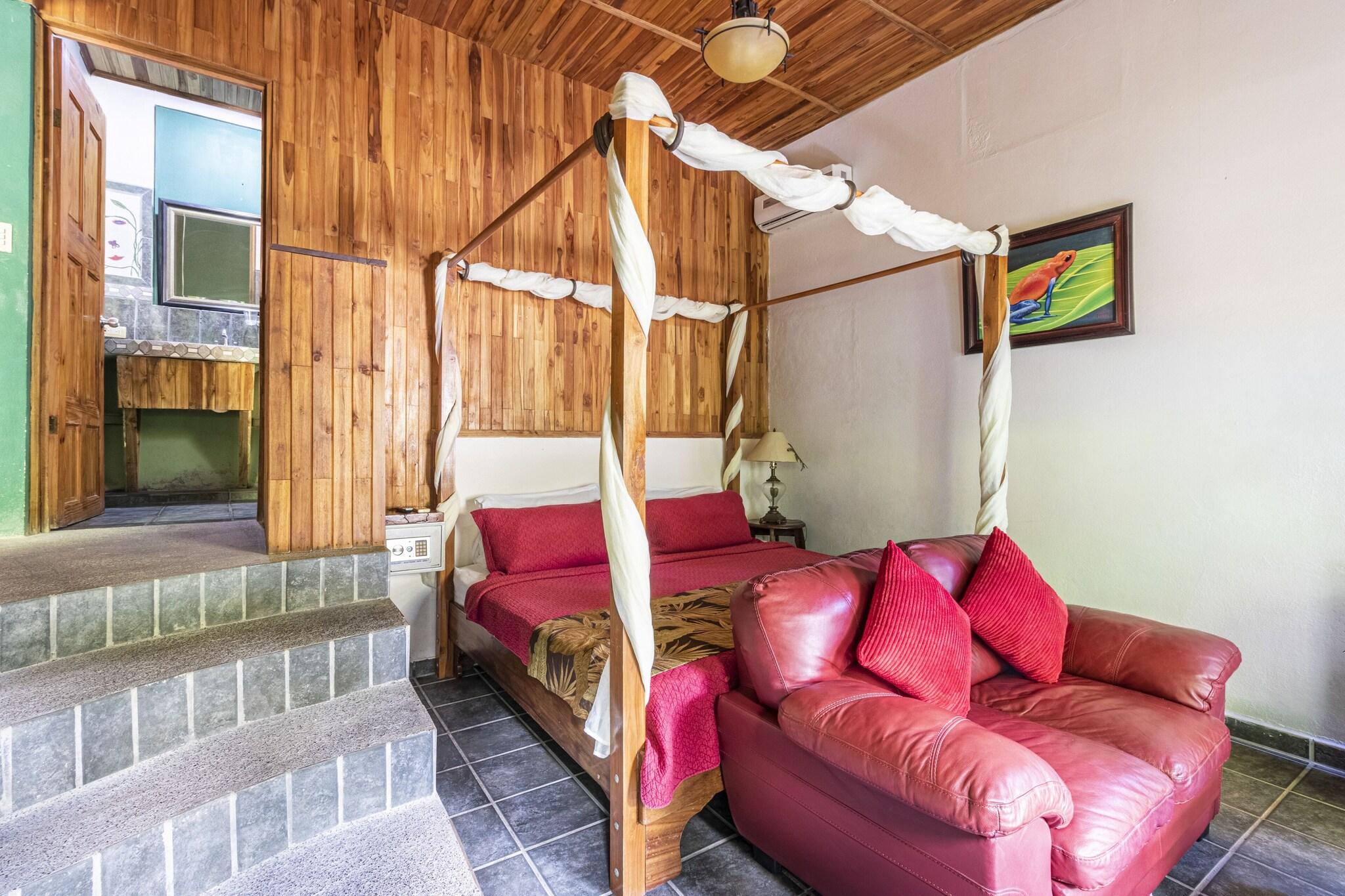 Double Garden View King Bed