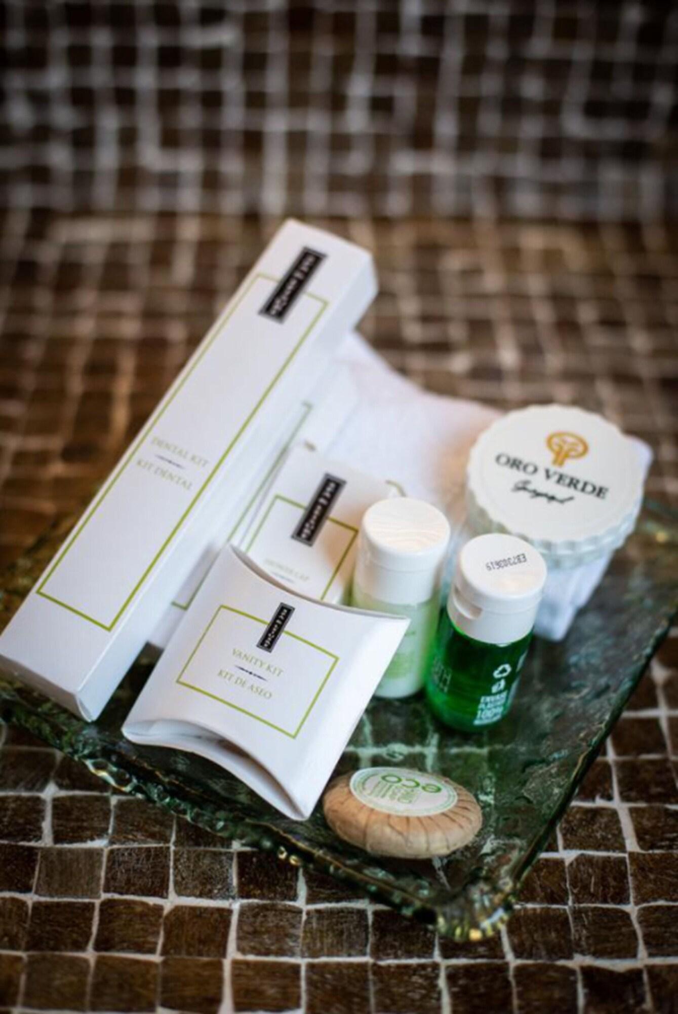 Double Deluxe King Bed