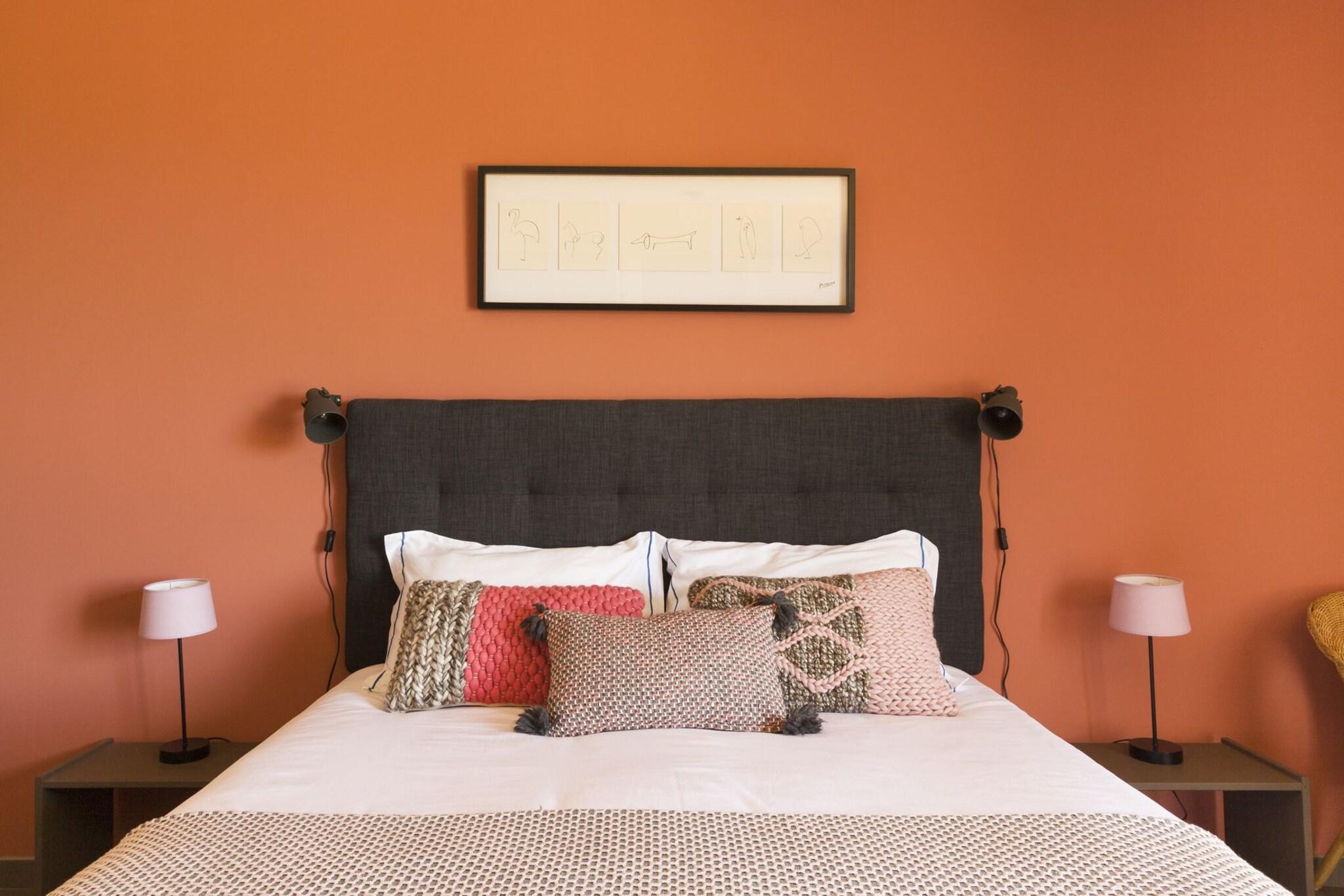 Double Queen Size Bed